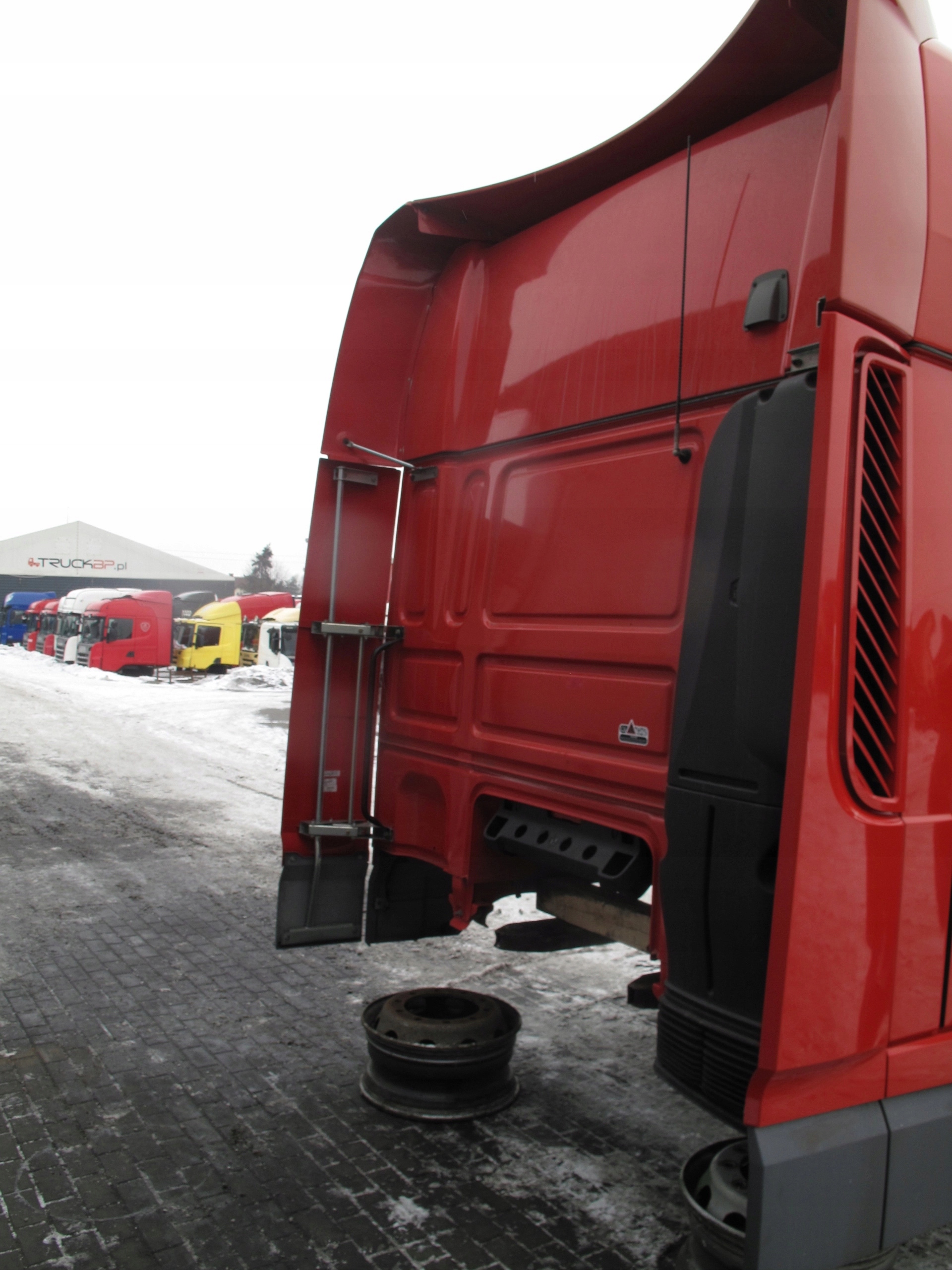 KABINA SUPER SPACE CAB DAF XF 106 EURO 6 - obrazek 5