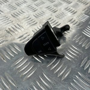 PRZYCISK PRZEŁĄCZNIK KIEROWNICY SCANIA R