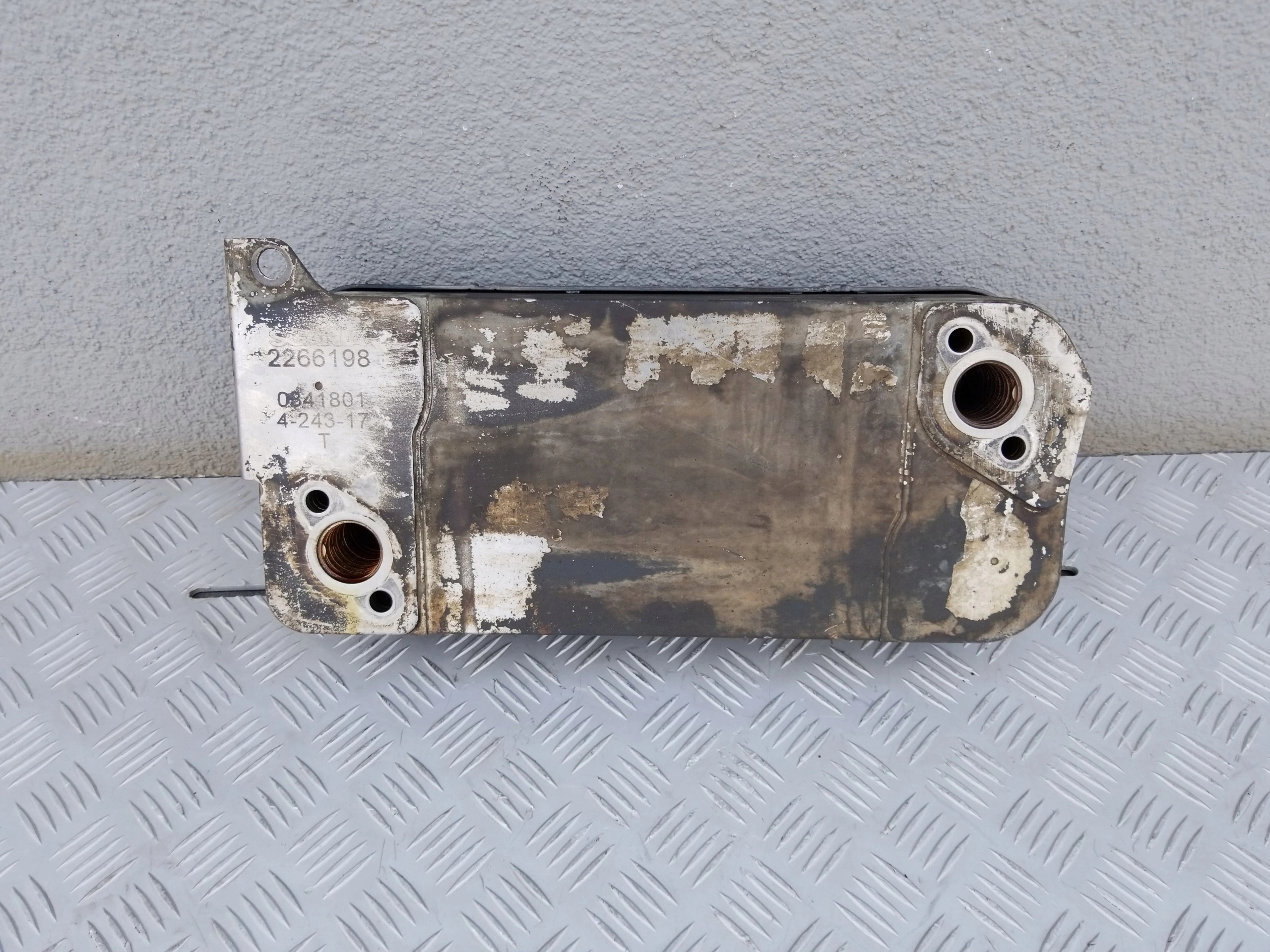 CHŁODNICA OLEJU SCANIA R S GRS 895 905 2017R - obrazek 2