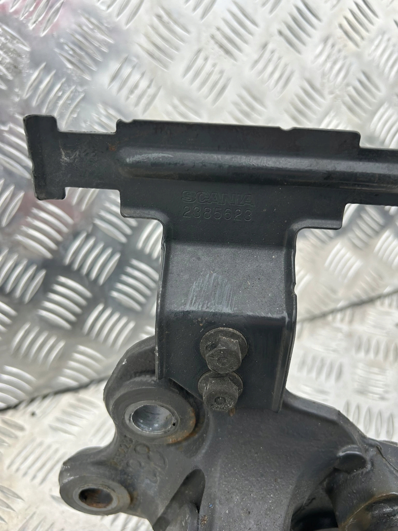 MOCOWANIE WSPORNIK SCANIA NTG NOWY MODEL - obrazek 2