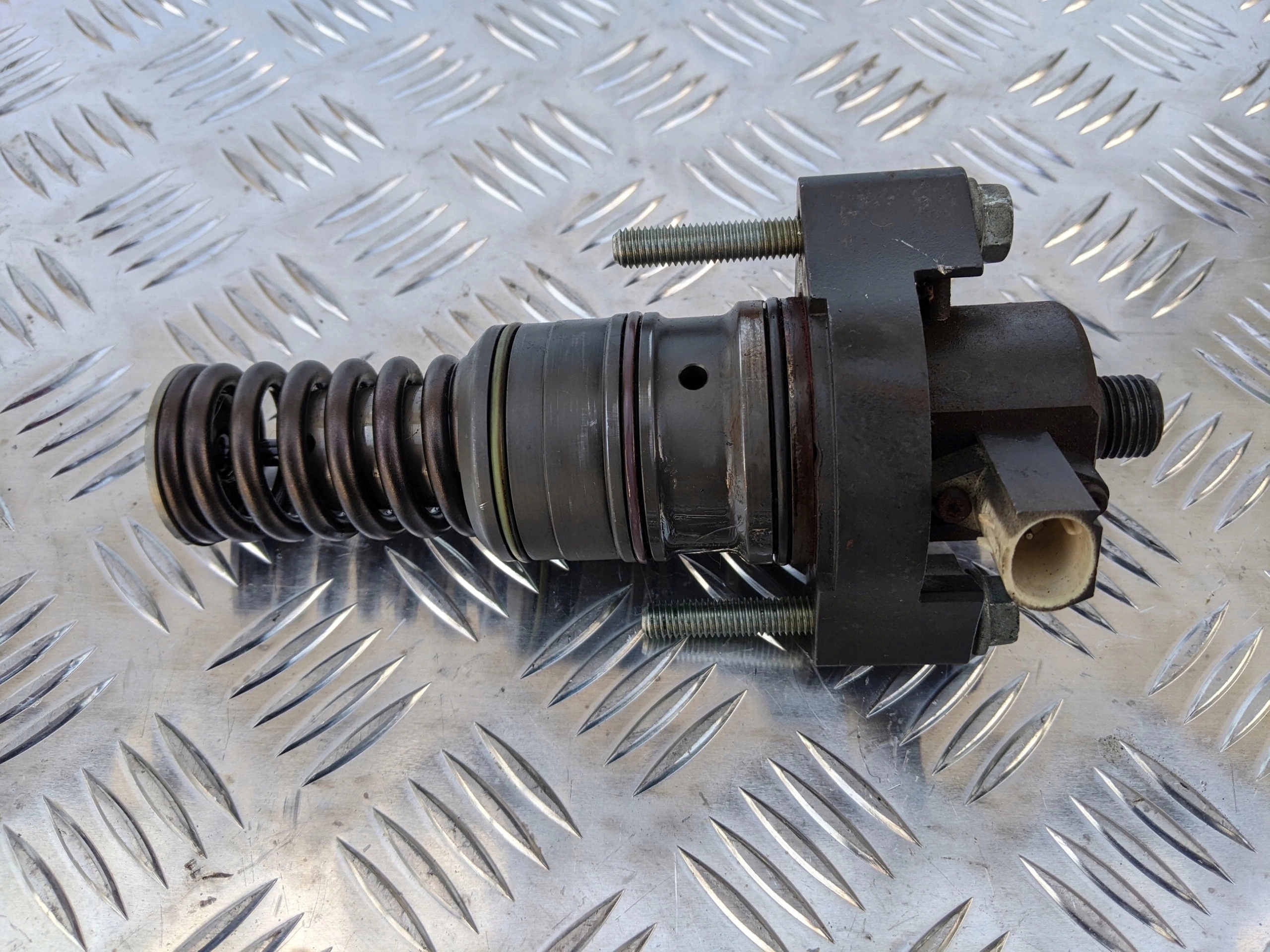 POMPA PLD UPEC DAF XF 106 EURO 6 MX11 460 - obrazek 3