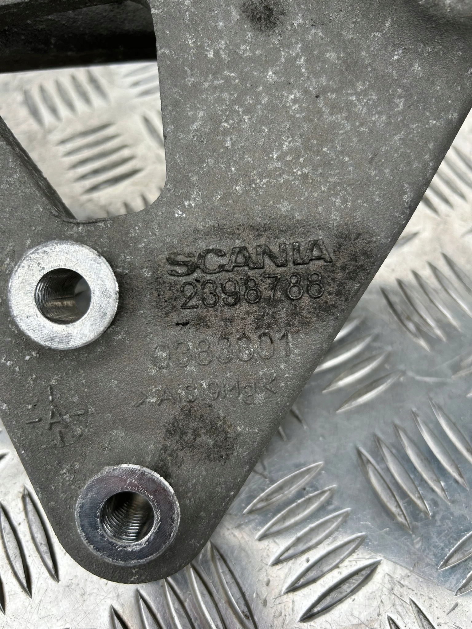 WSPORNIK SIŁOWNIKA KABINY SCANIA NEXT GEN NTG - obrazek 2