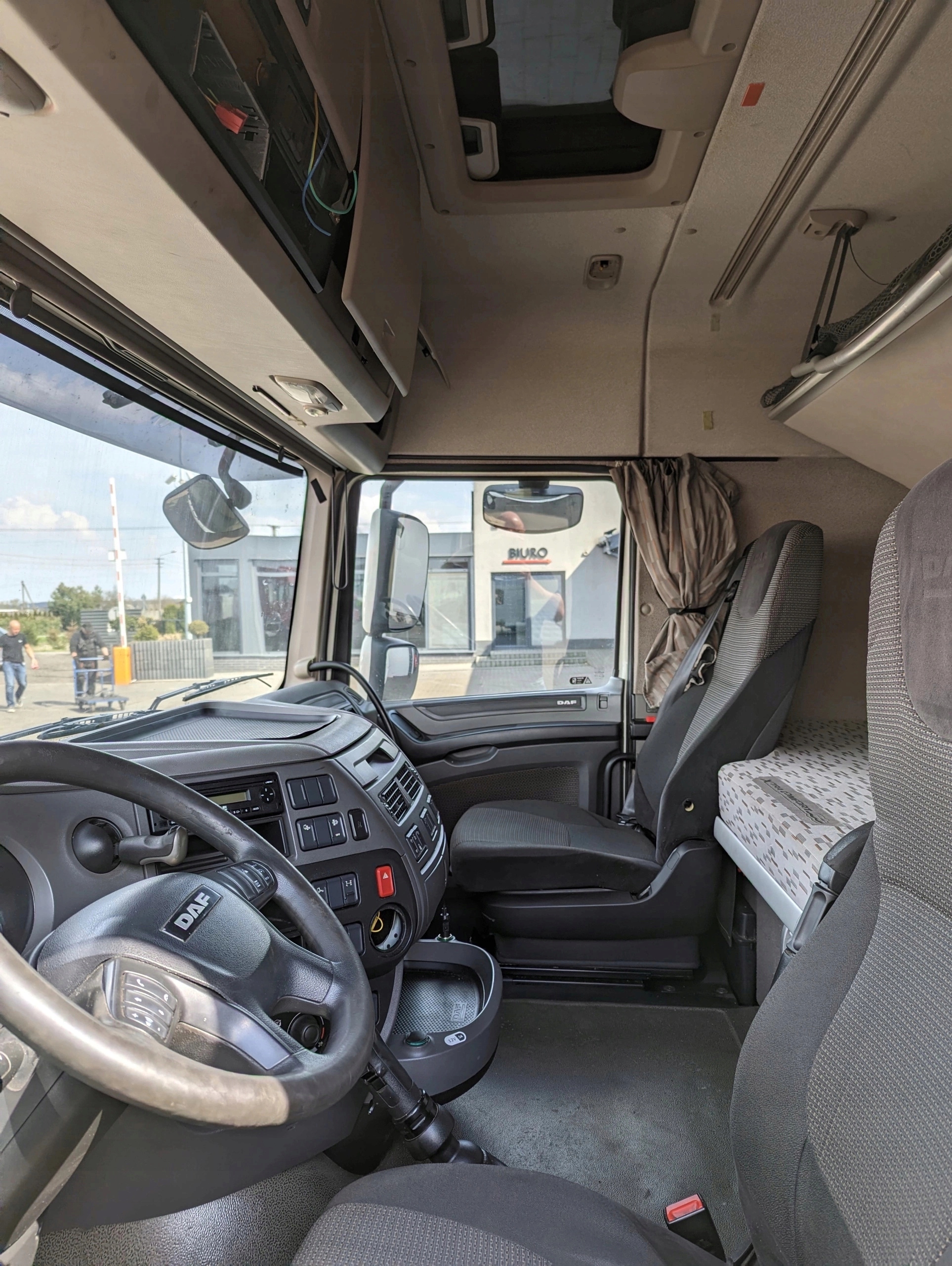 KABINA DAF XF 106 SC - obrazek 6