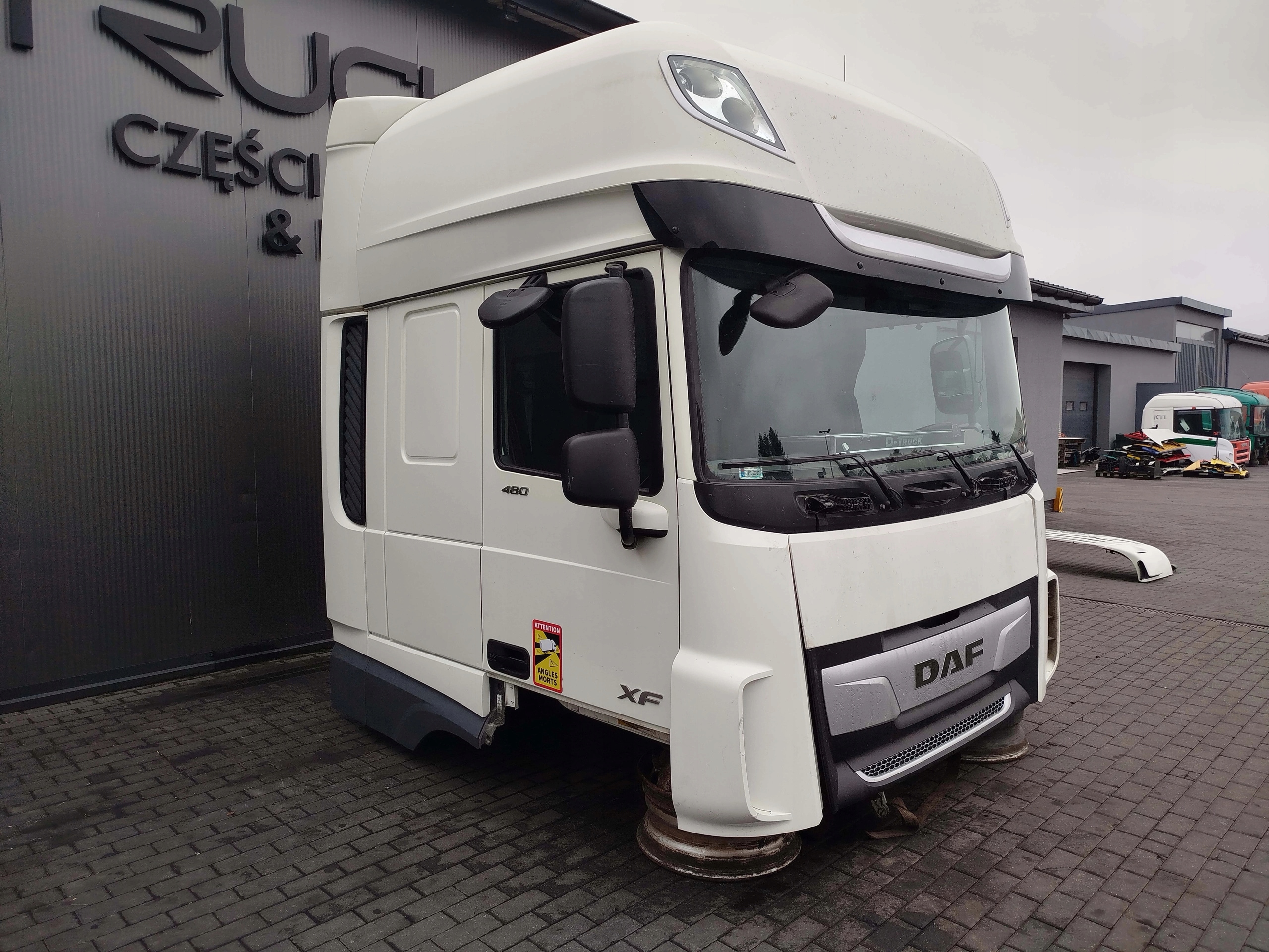 KABINA DAF XF 106 LIFT 2020 ROK - obrazek 2