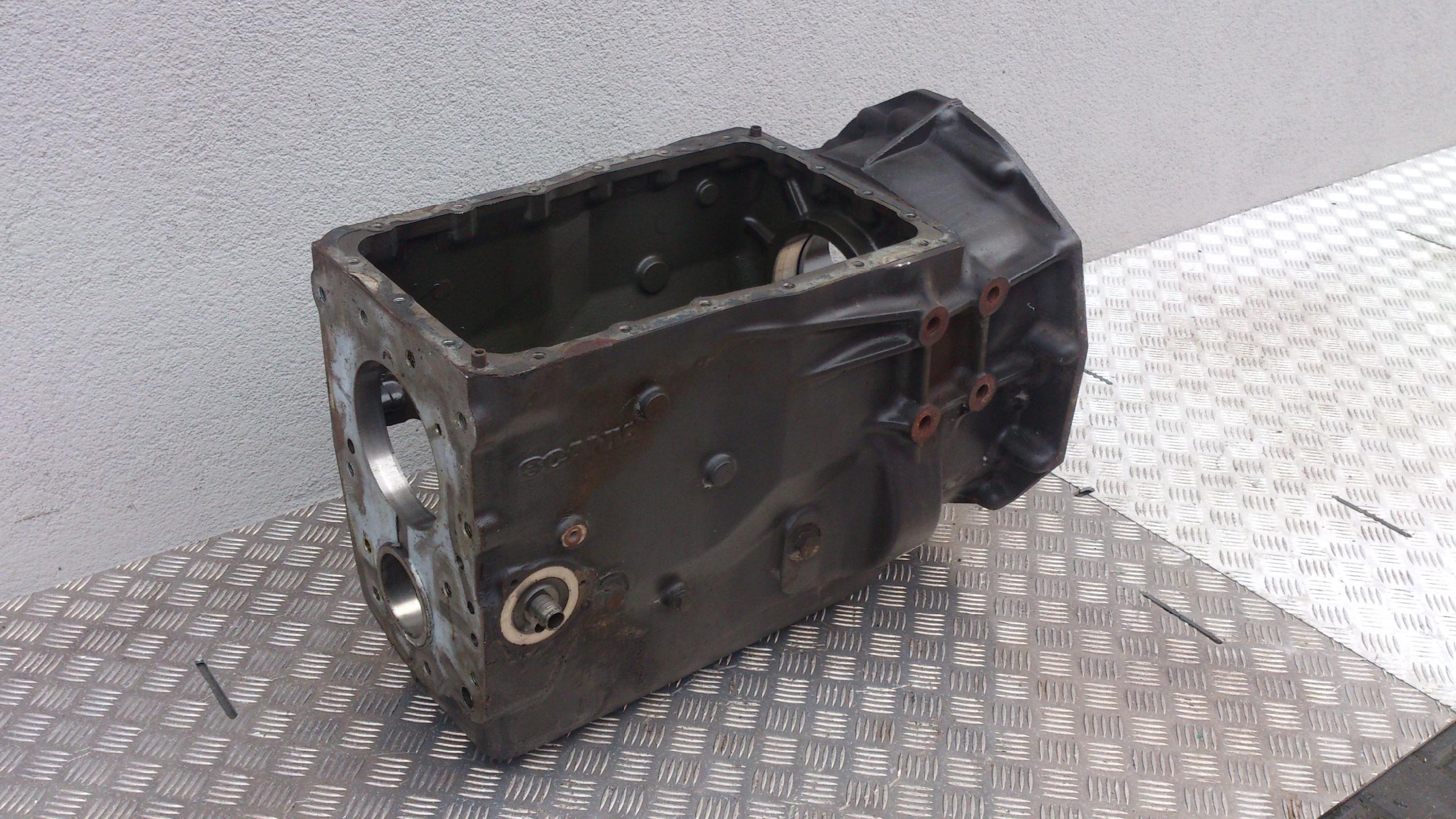 OBUDOWA SKRZYNI BIEGÓW ŚRODKOWA SCANIA