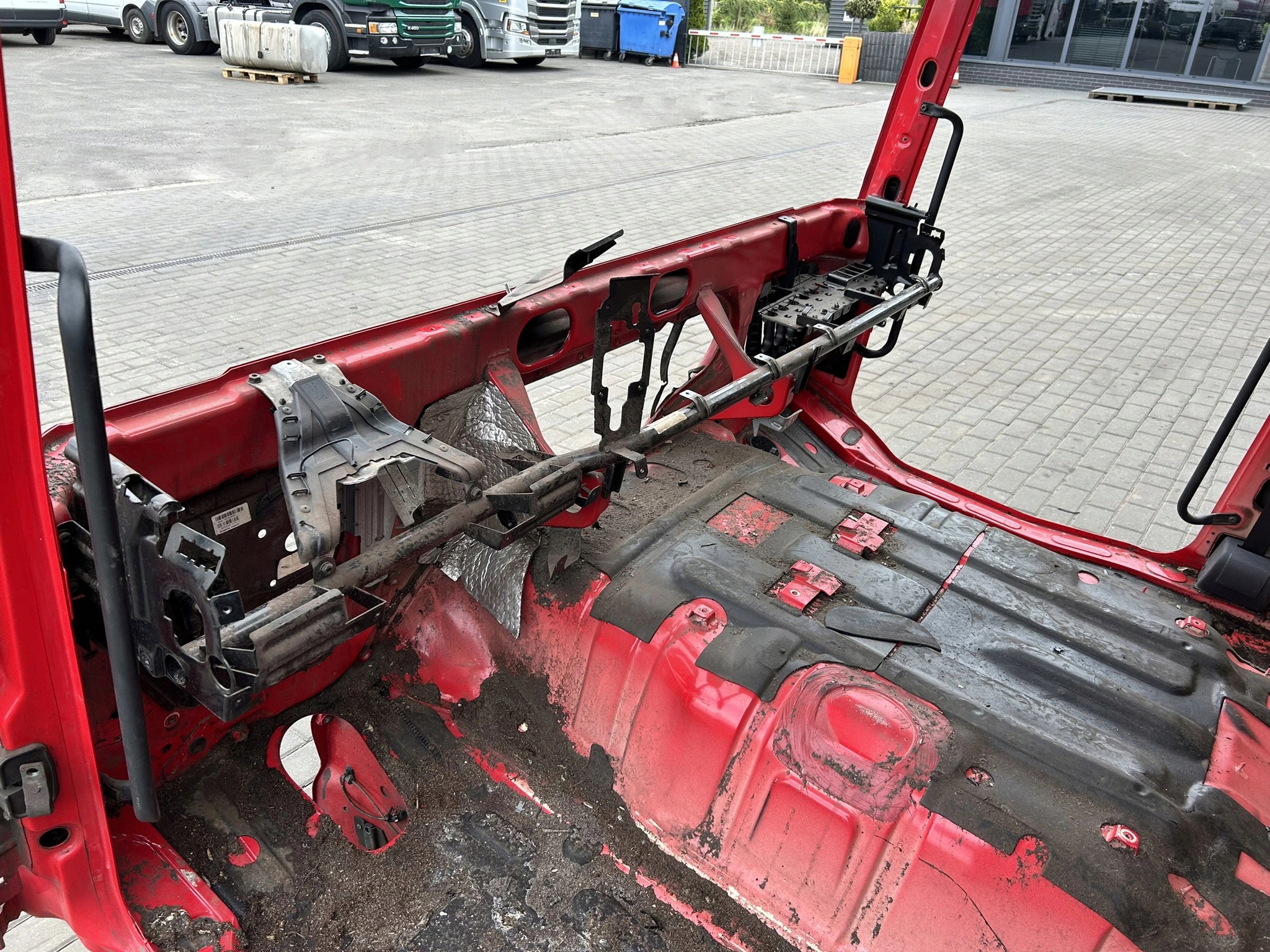 KABINA GOŁA SZKIELET SCANIA CG19 HPI HIGHLINE 2010 ROK - obrazek 8