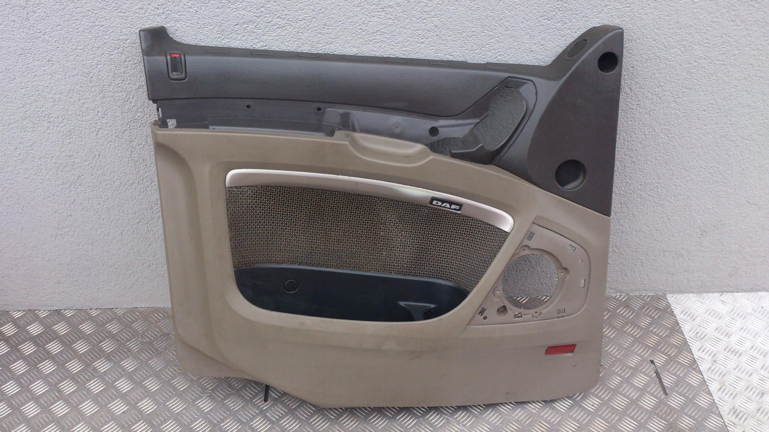 TAPICERKA BOCZEK DRZWI DAF XF 105