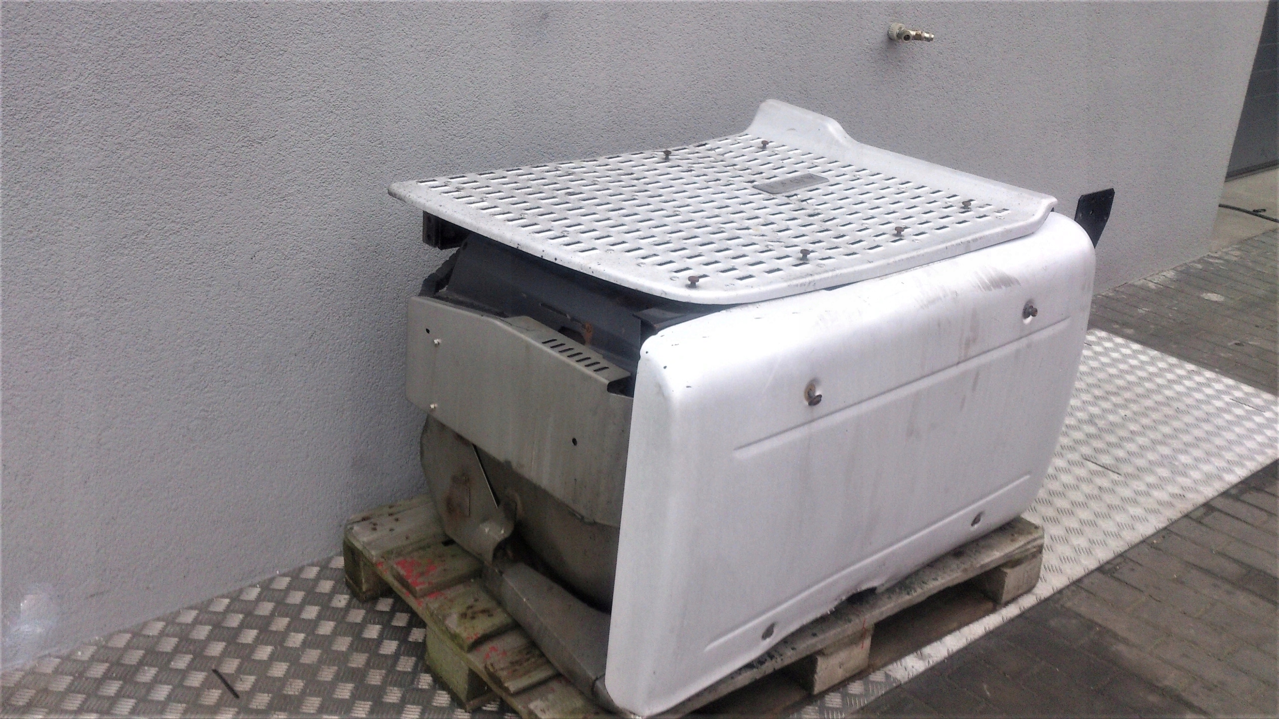 WÓZEK KATALIZATOR DPF XF 106 EURO 6 - obrazek 3