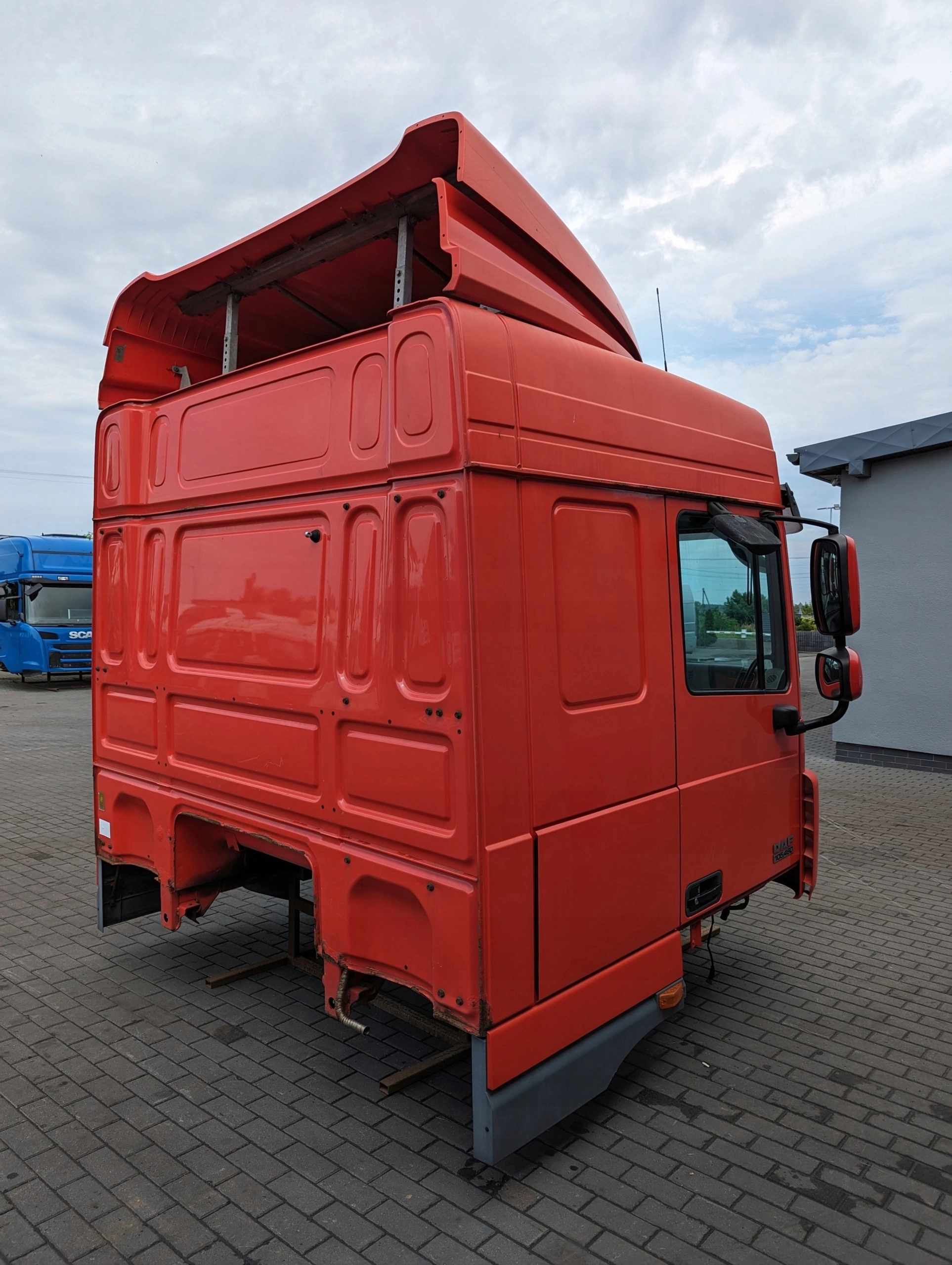 KABINA DAF XF 105 SPACE CAB - obrazek 3