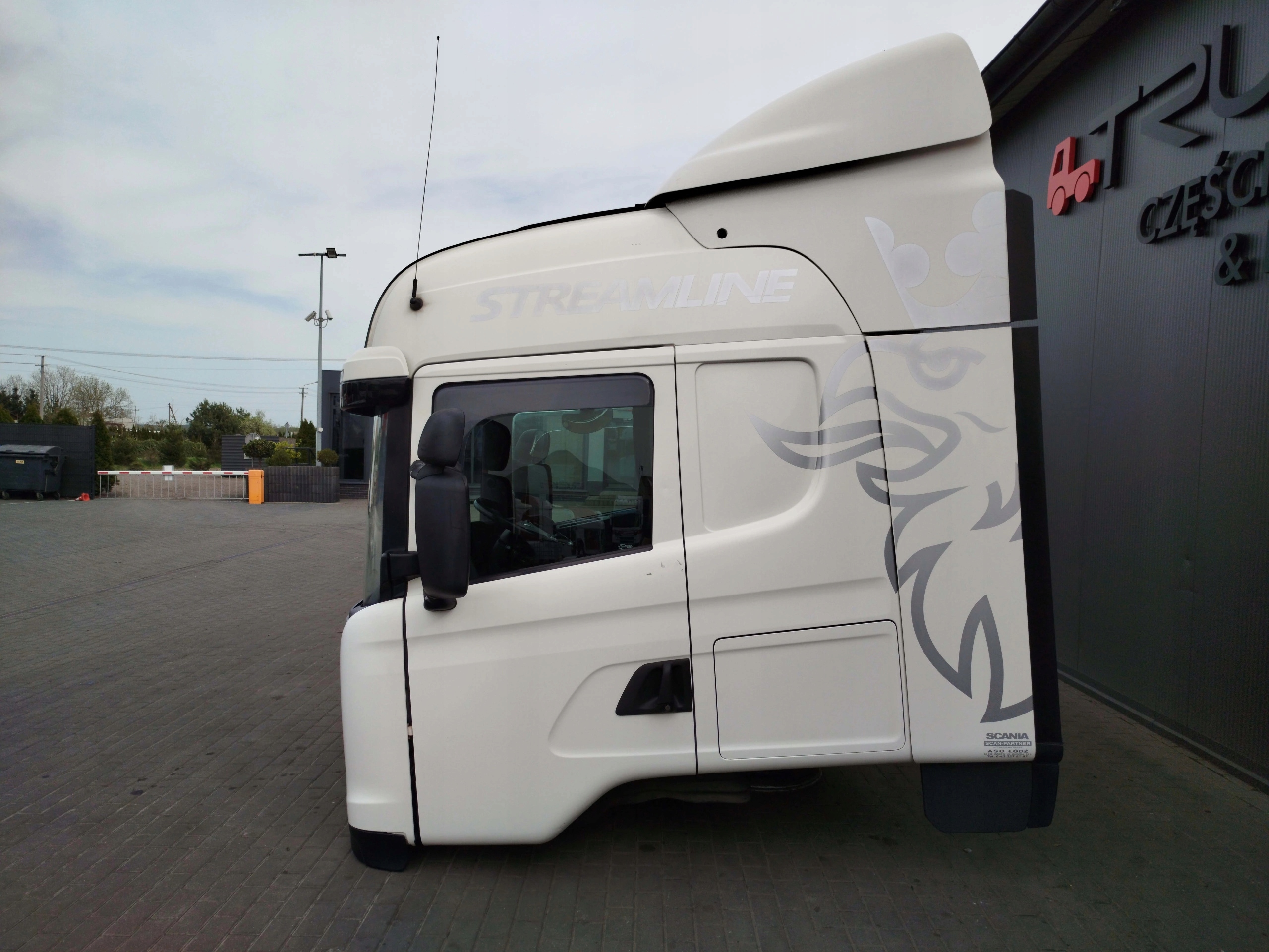 KABINA SCANIA R STREAMLINE HIGHLINE - obrazek 3
