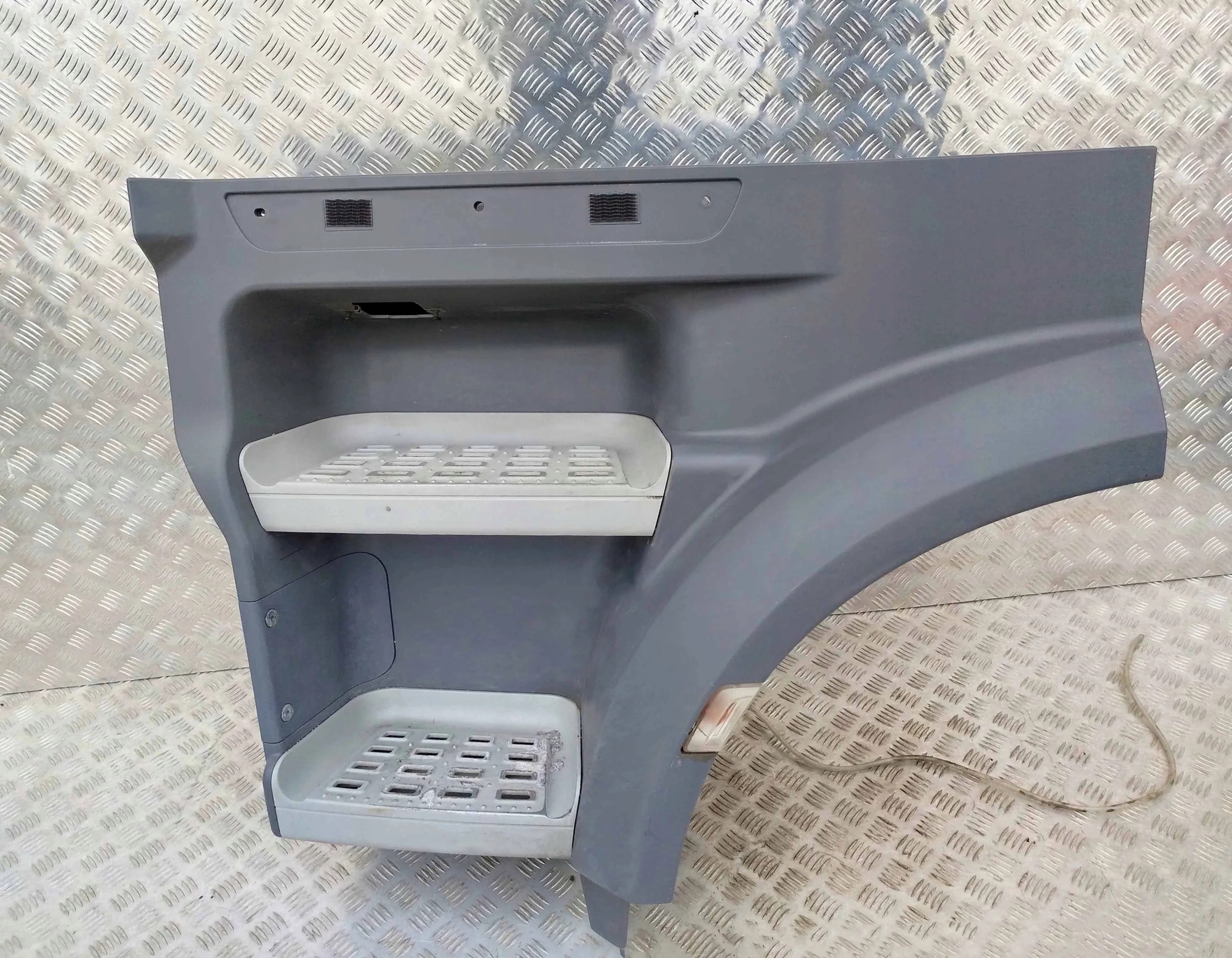 STOPNICA STOPIEŃ SCHODY DAF XF 106 LIFT RH - obrazek 4