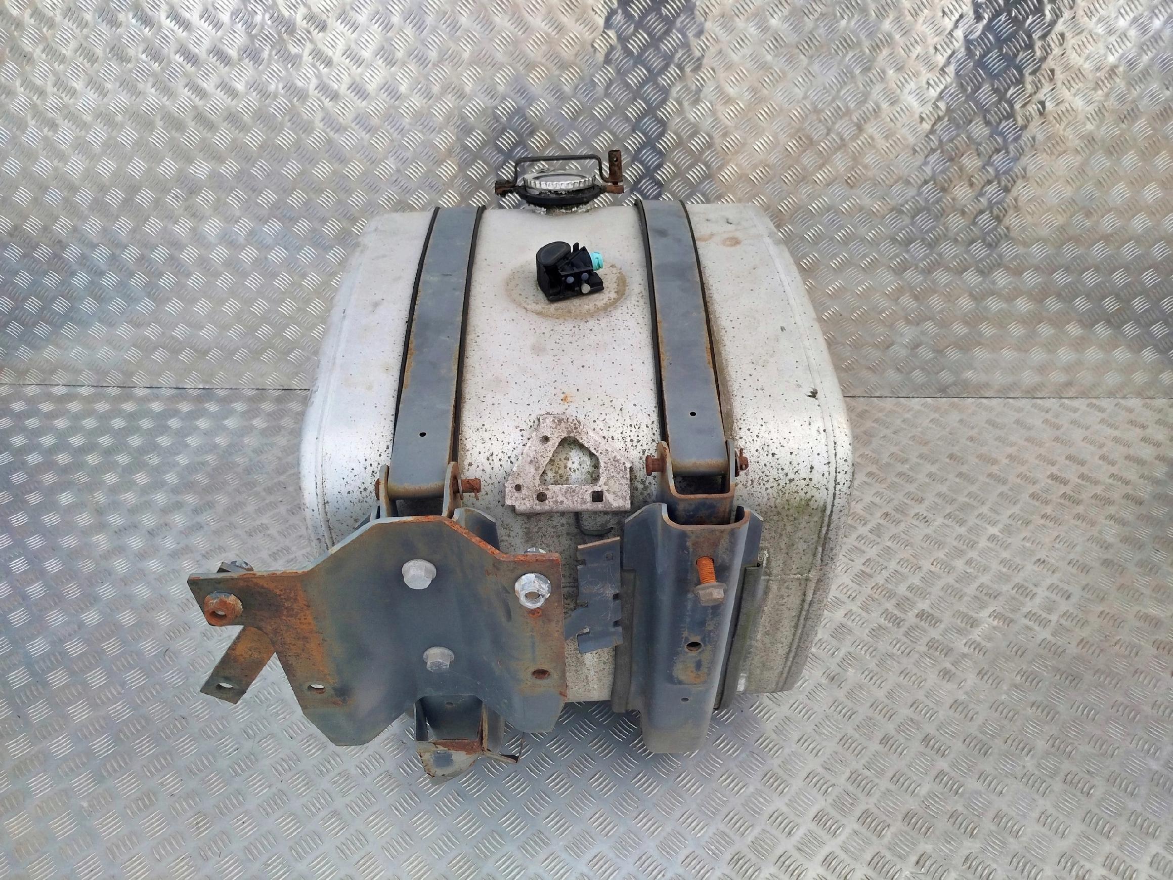 ZBIORNIK PALIWA BAK 250 LITRÓW DAF XF 106 - obrazek 3