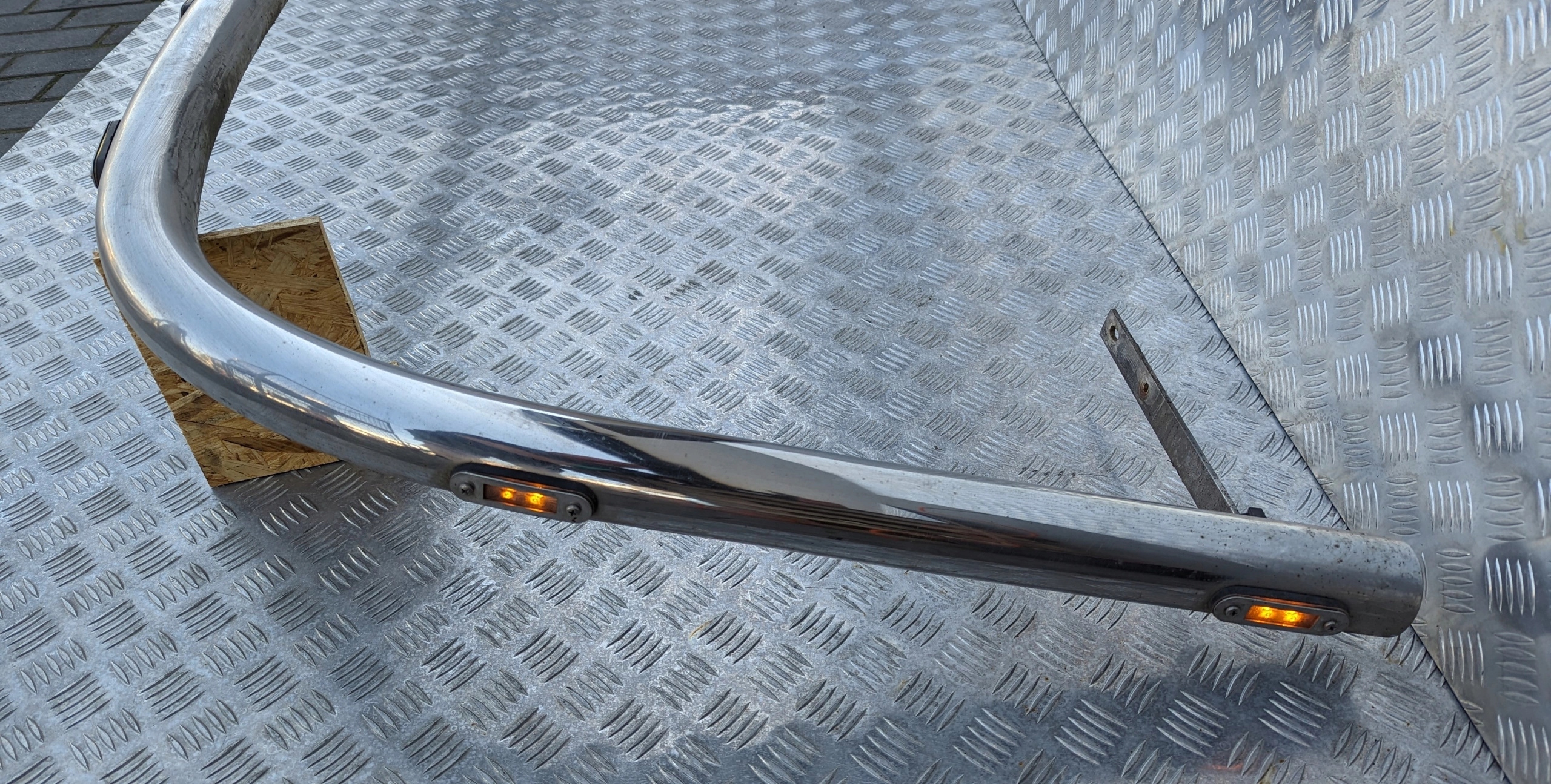 RURA OZDOBNA ZDERZAKA SCANIA - obrazek 2