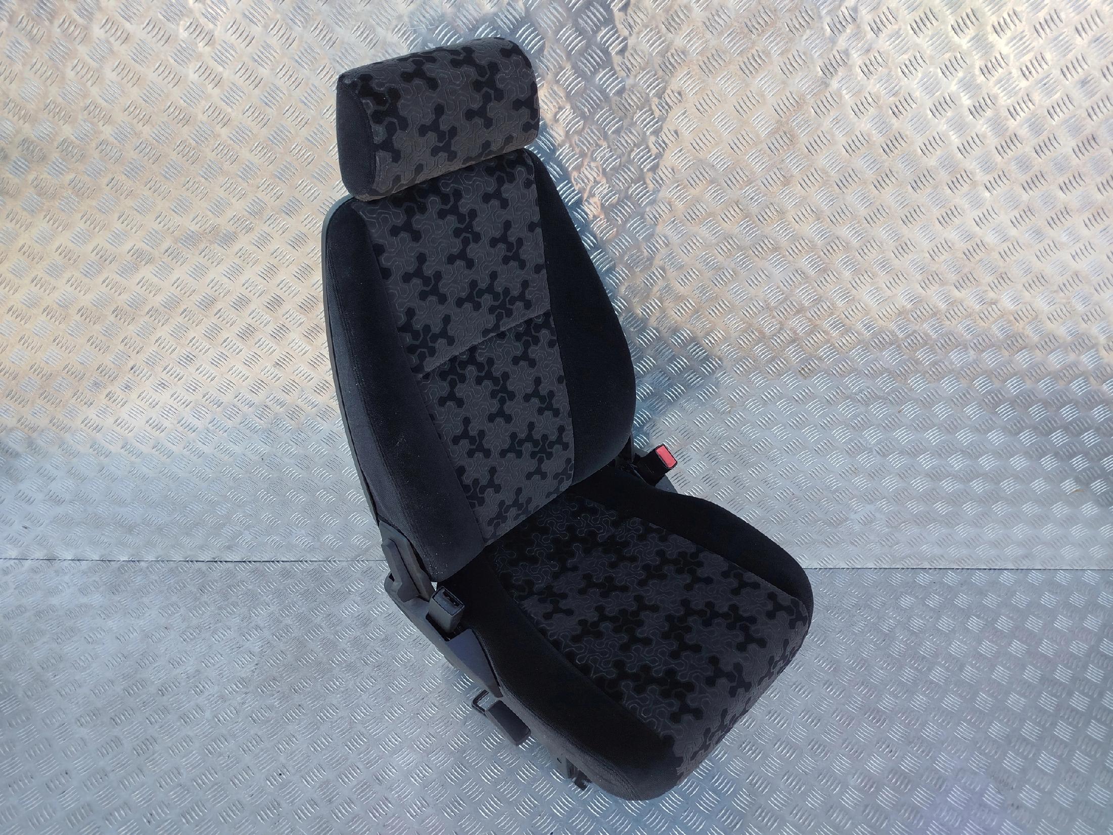 FOTEL PASAŻERA SZTYWNY SCANIA NTG - obrazek 2