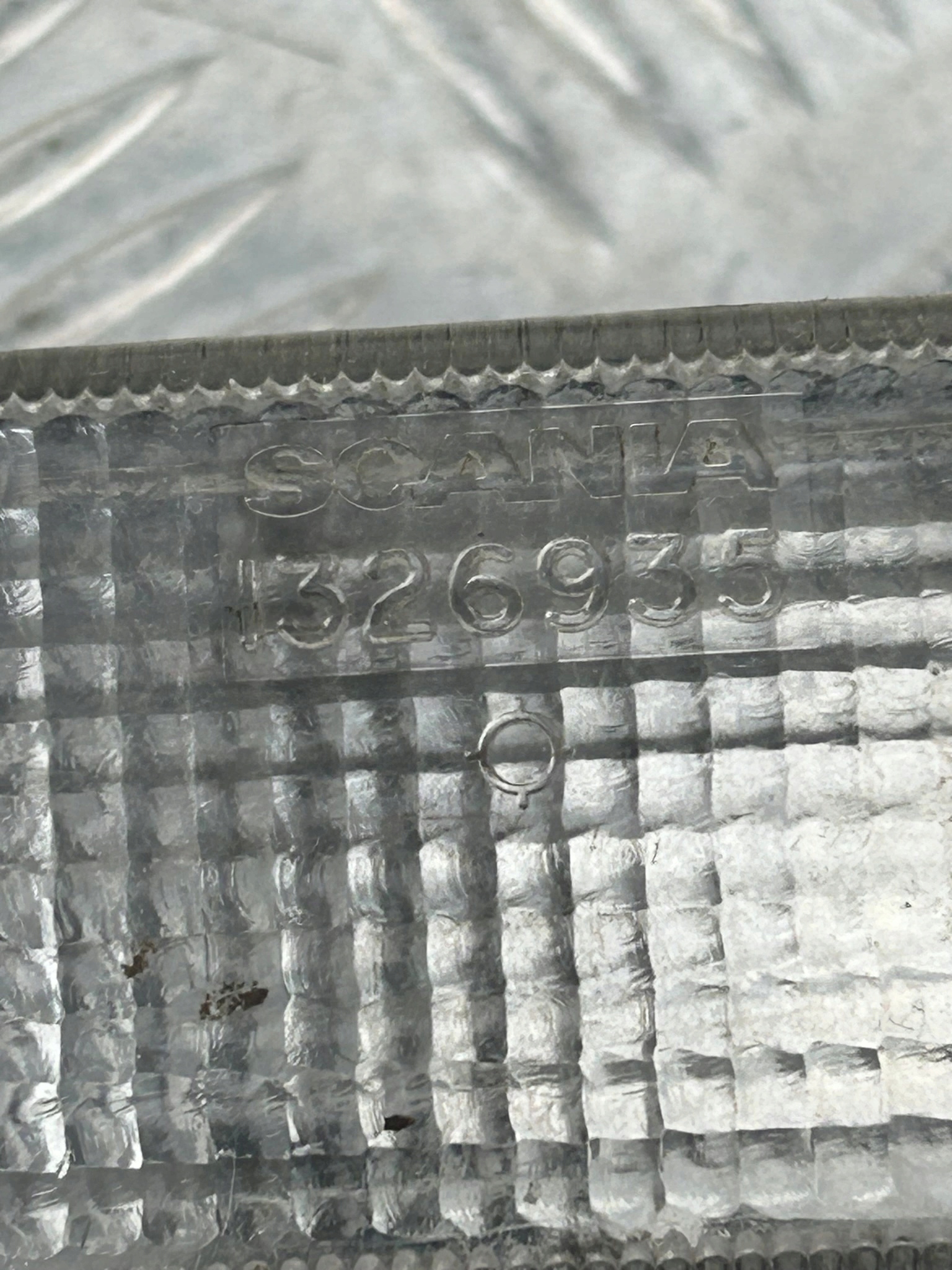 LAMPA LAMPKA OBRYSOWA SCANIA R - obrazek 2