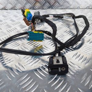 WIĄZKA GNIAZDO AUX USB DAF XF 106 LIFT