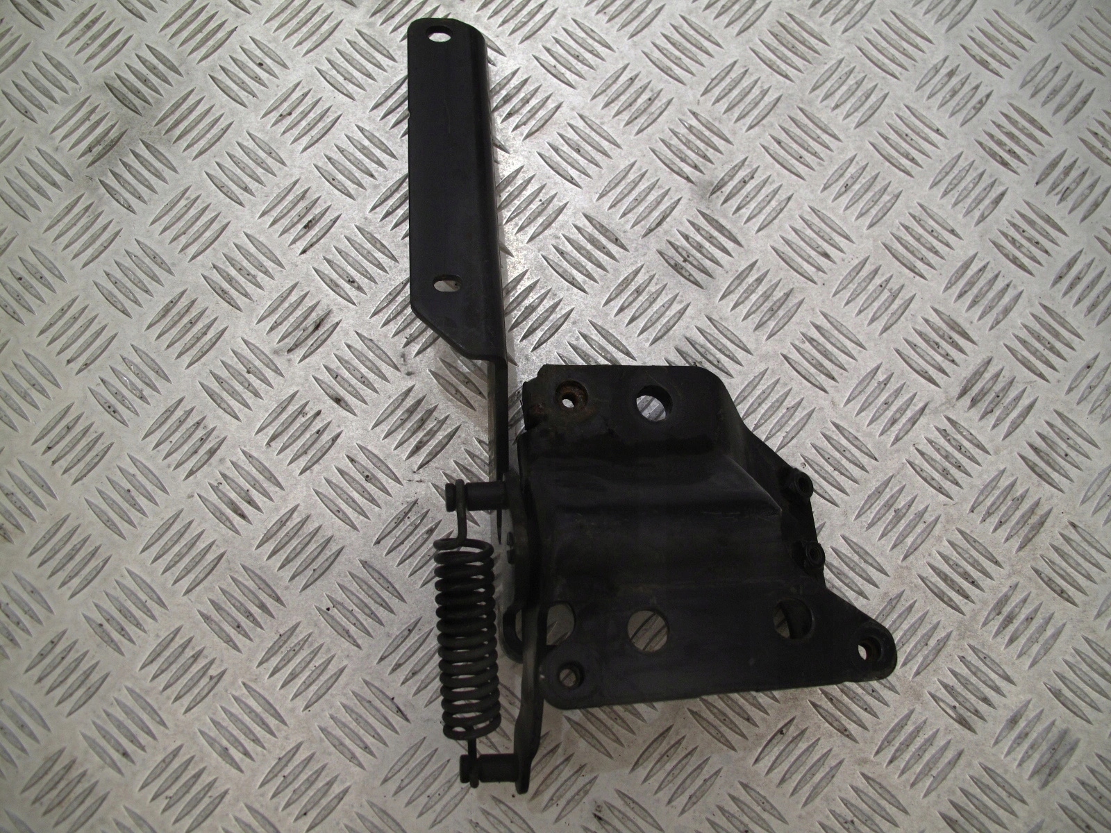 ZAWIAS WSPORNIK ATRAPY STOPNIA DOLNEGO SCANIA R