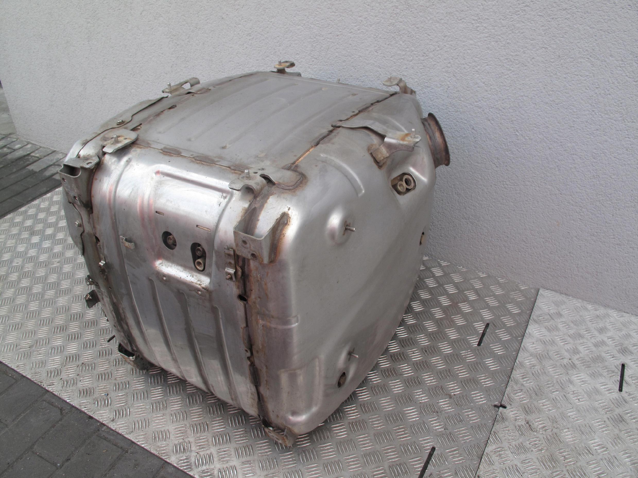 TŁUMIK KATALIZATOR Z DPF SCANIA R S - obrazek 8