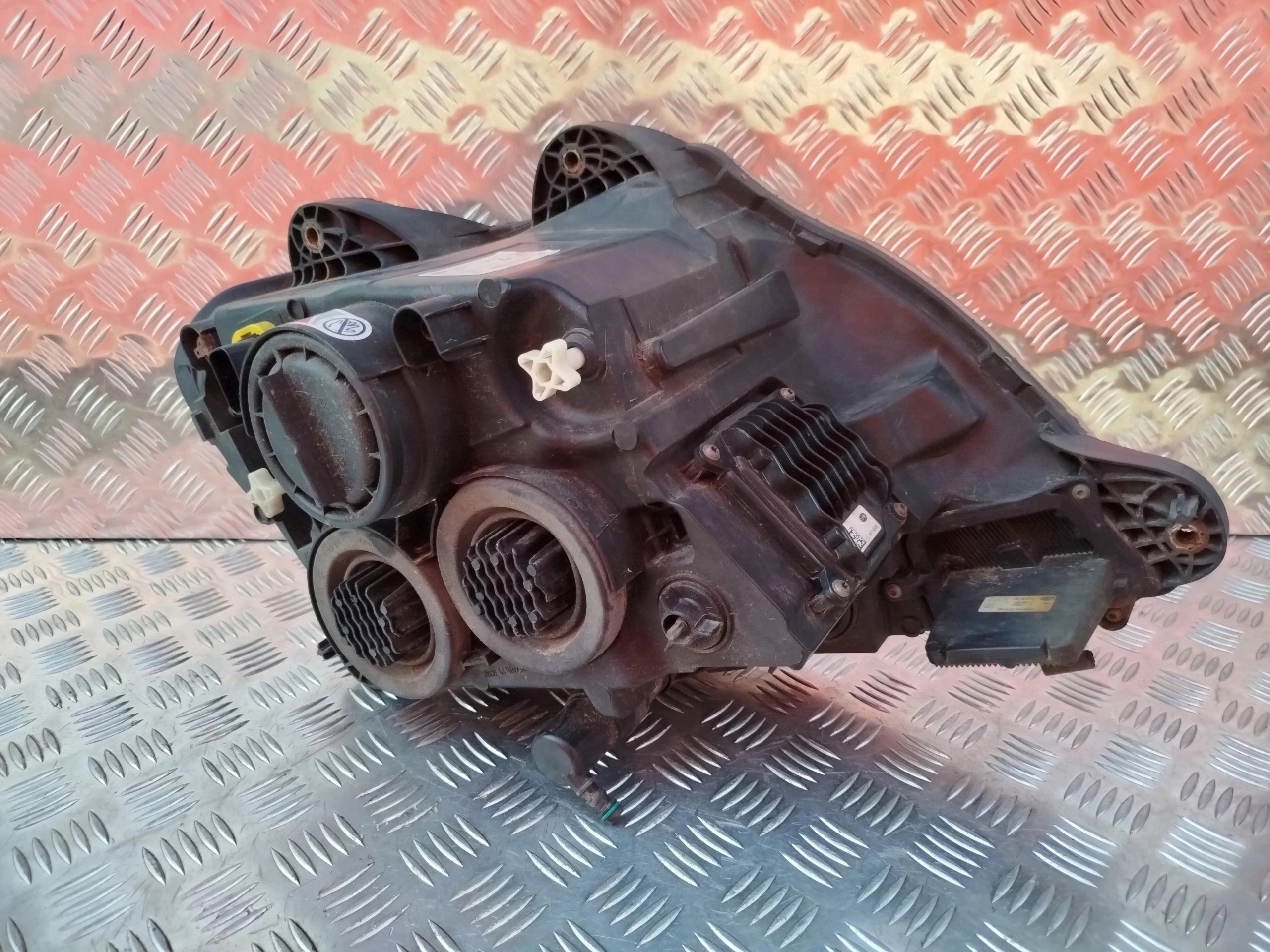 LAMPA PRZEDNIA LEWA DAF XF 106 - obrazek 2