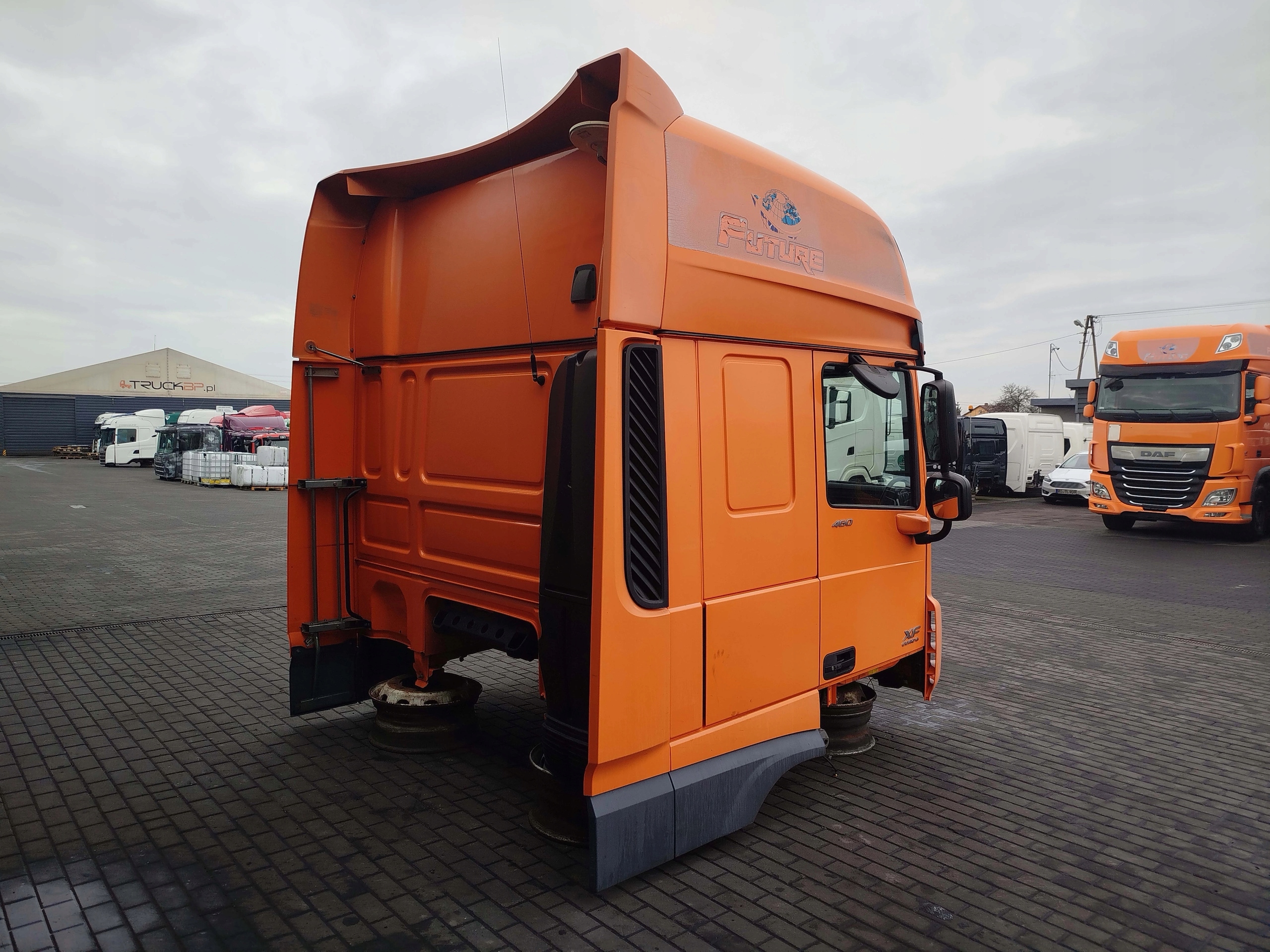 KABINA DAF XF 106 - obrazek 4