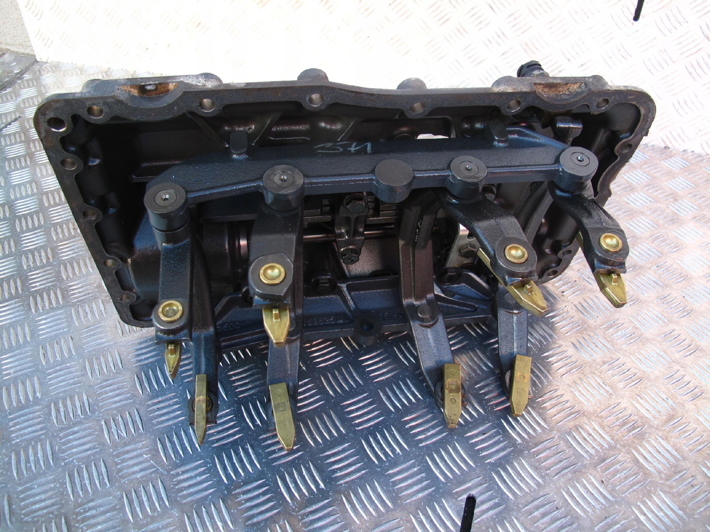 WODZIKI WYBIERAKA SCANIA GRS 900 890 - obrazek 4