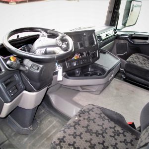 KOMPLETNY ŚRODEK SCANIA R S