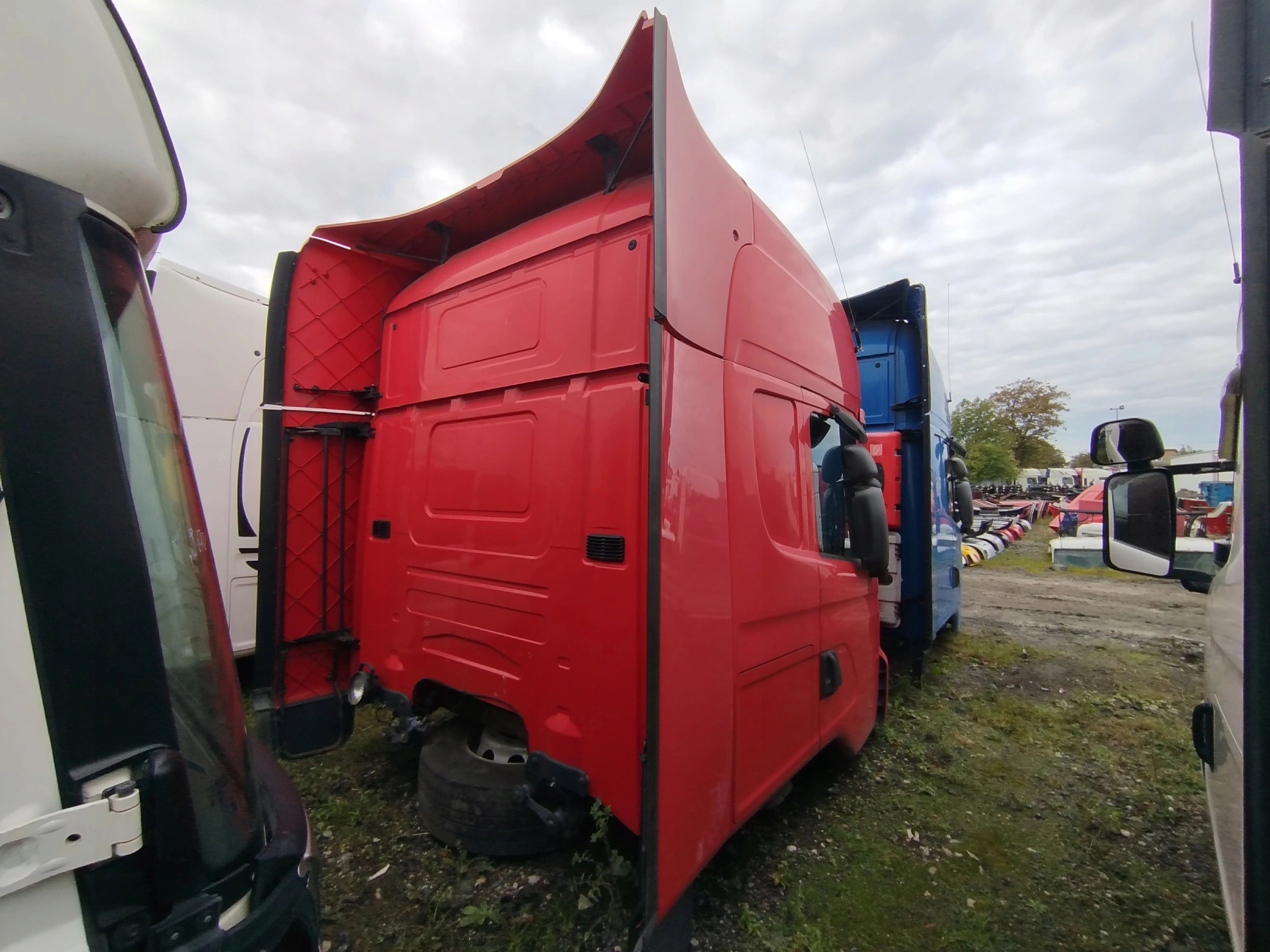 PROMOCJA KABINA SCANIA R TOPLINE XPI - obrazek 3