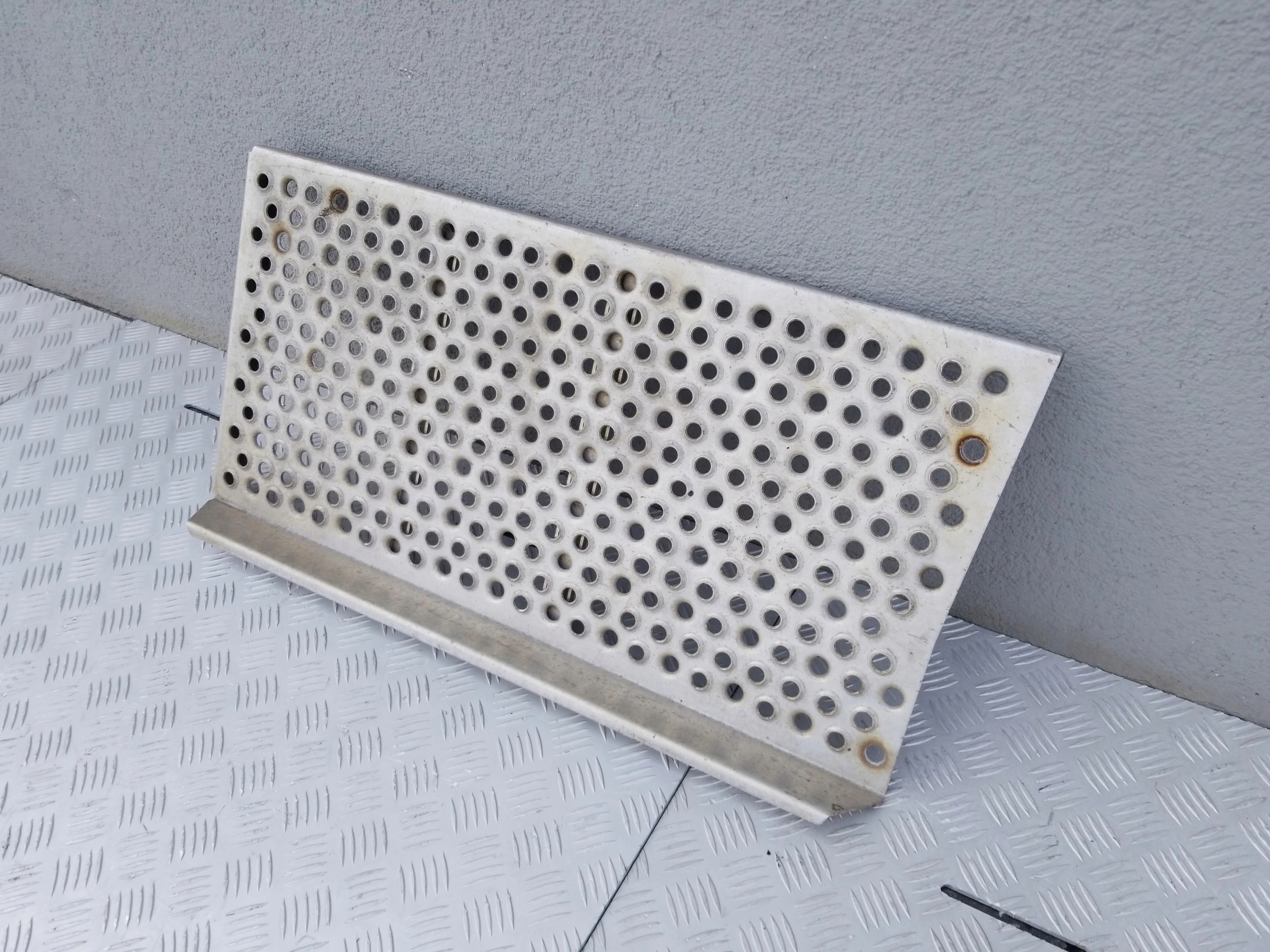 BLACHA POKRYWA PODEST NA RAMĘ DAF XF 105 - obrazek 3