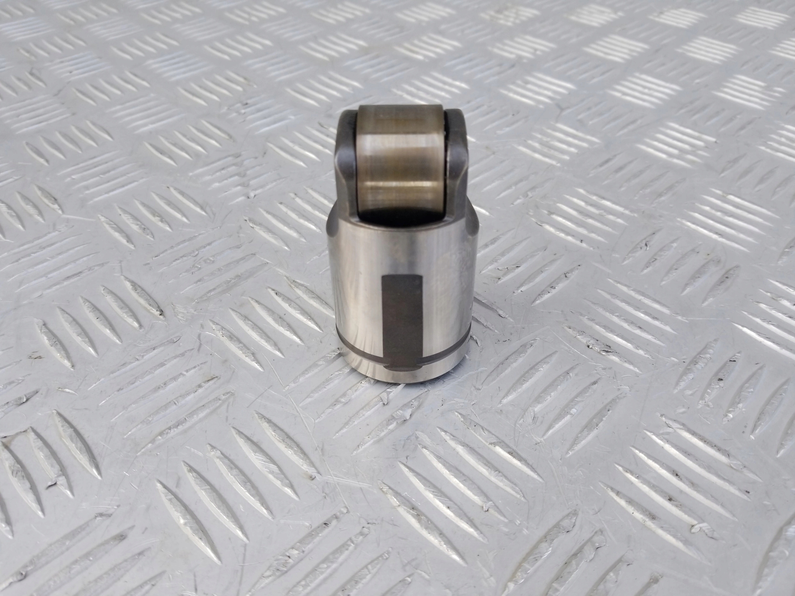 ROLKA POPYCHACZ SZKLANKA POMPY PLD DAF CF 450 MX11 - obrazek 2