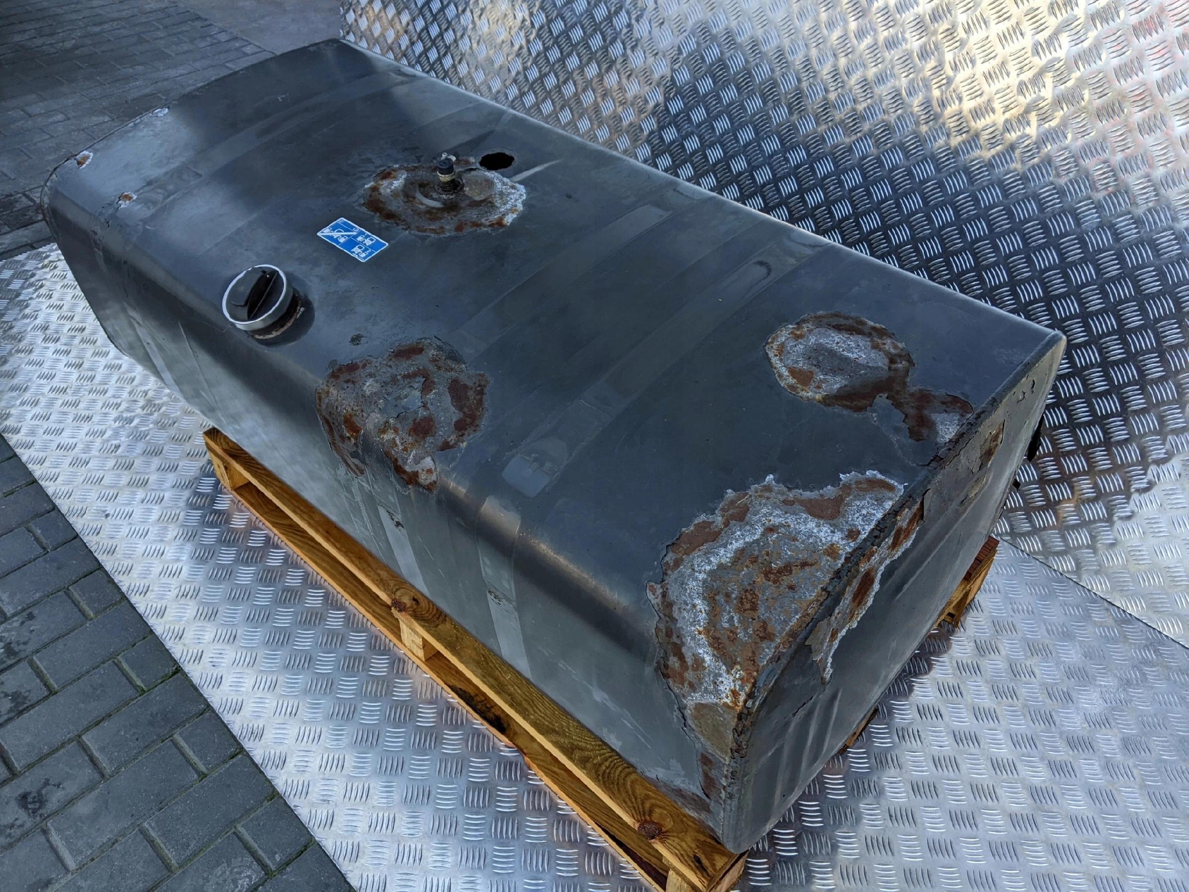 ZBIORNIK PALIWA SCANIA 450 LITRÓW - obrazek 3