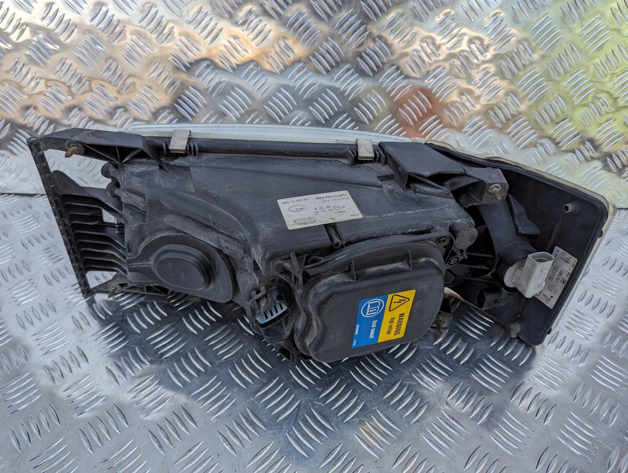 LAMPA PRZEDNIA XENON KSENON PRAWA SCANIA R - obrazek 3