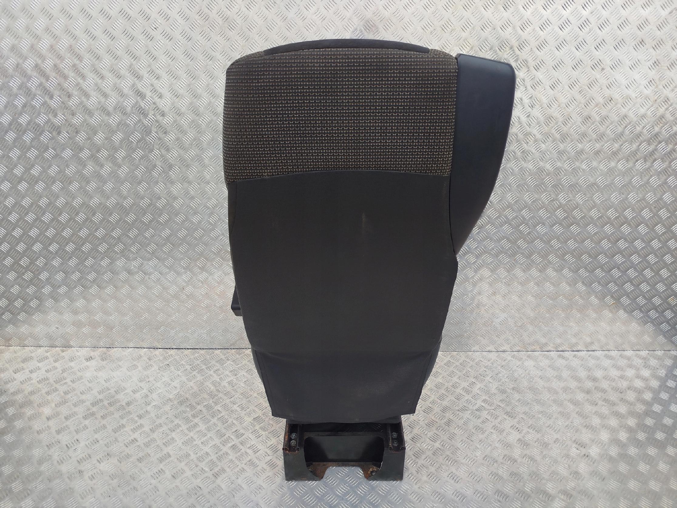 FOTEL PASAŻERA SZTYWNY DAF XF 106 - obrazek 5