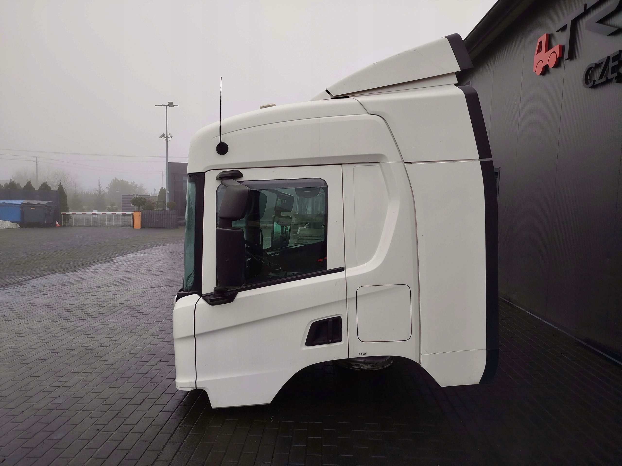 KABINA SCANIA P CP17 NTG - obrazek 6