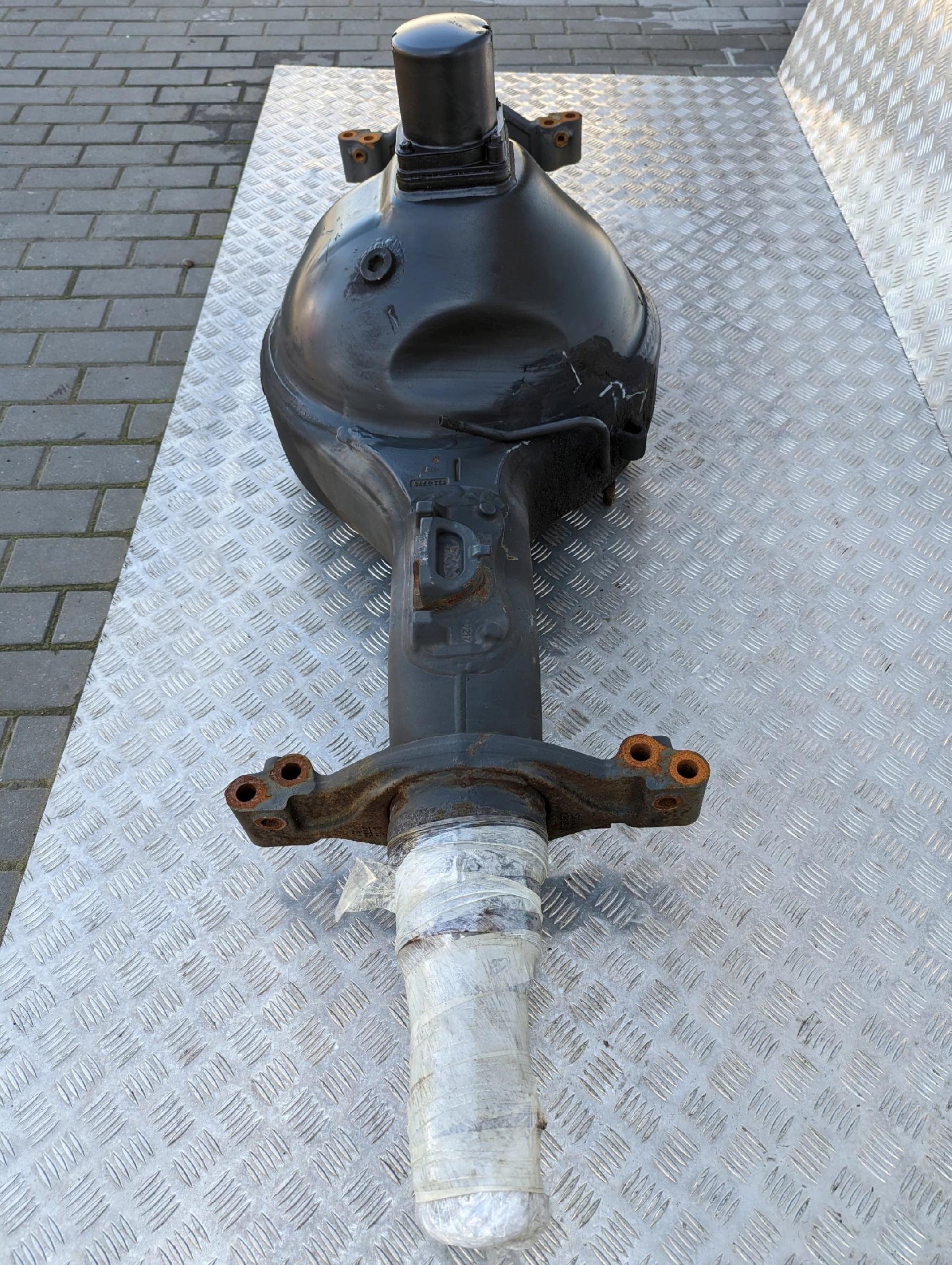 OBUDOWA MOSTU POCHWA SCANIA NTG R 780 - obrazek 2