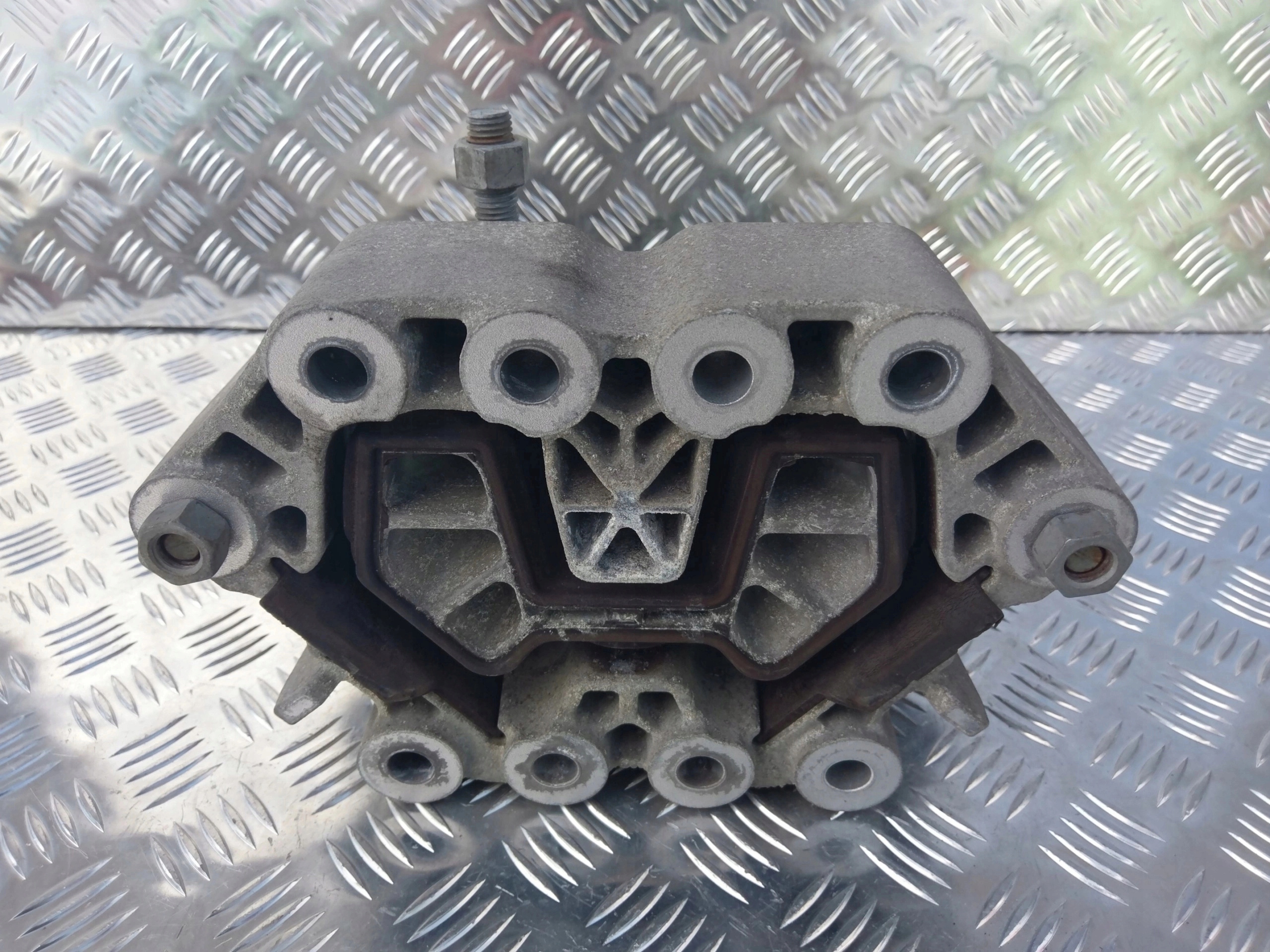 PODUSZKA SKRZYNI BIEGÓW SCANIA NTG - obrazek 2