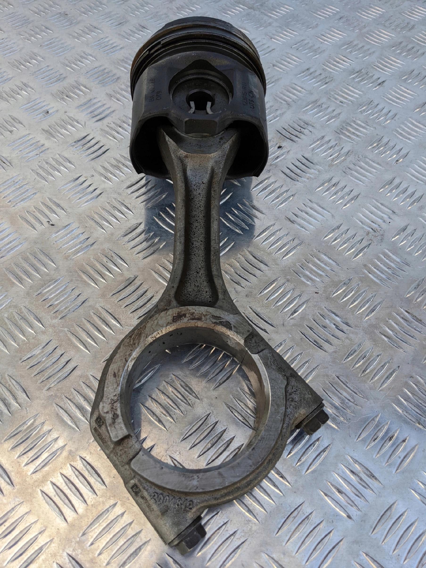 TŁOK KORBOWÓD DAF XF 106 - obrazek 3