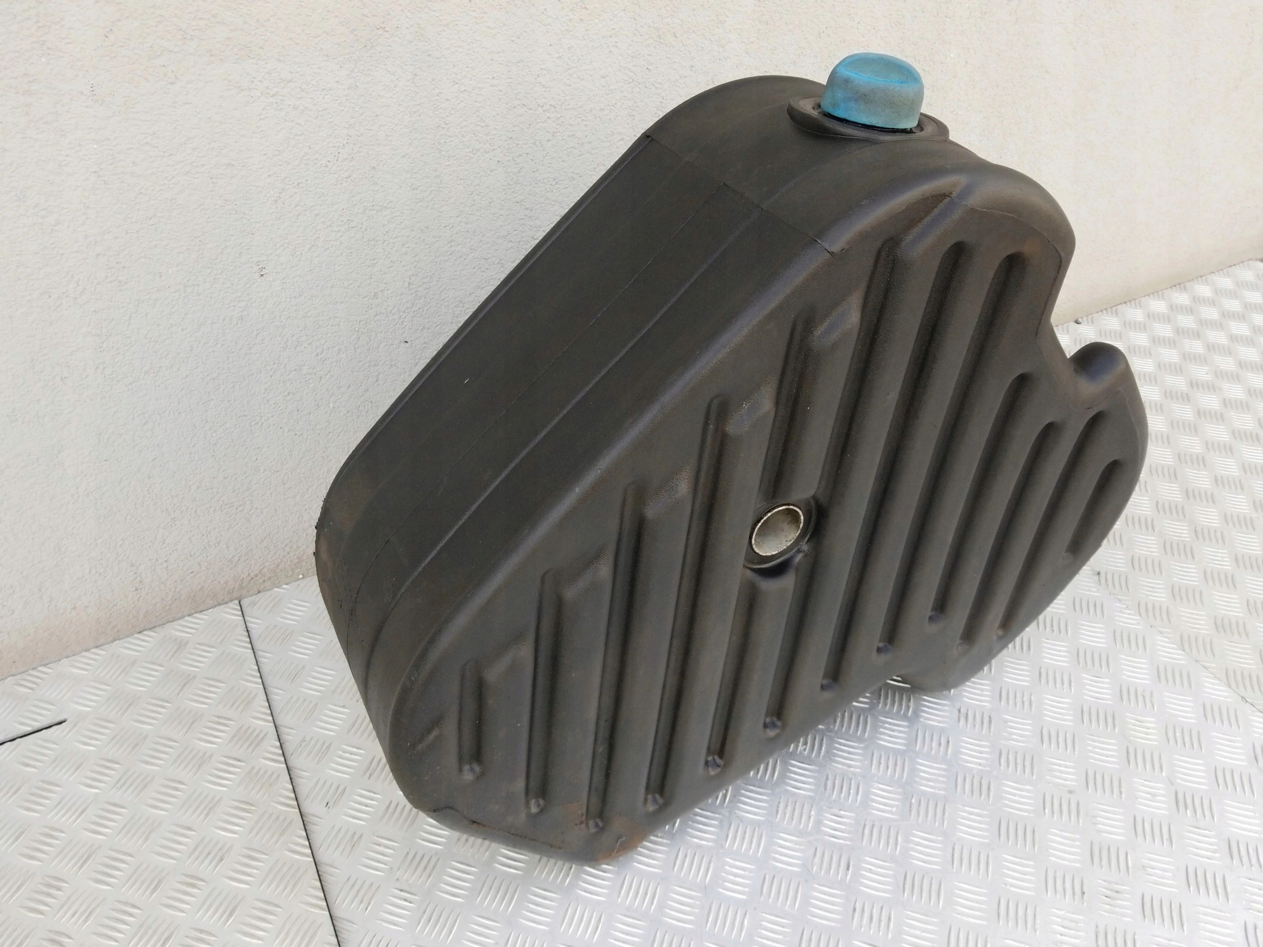 ZBIORNIK AD BLUE, ADBLUE SCANIA R - obrazek 3