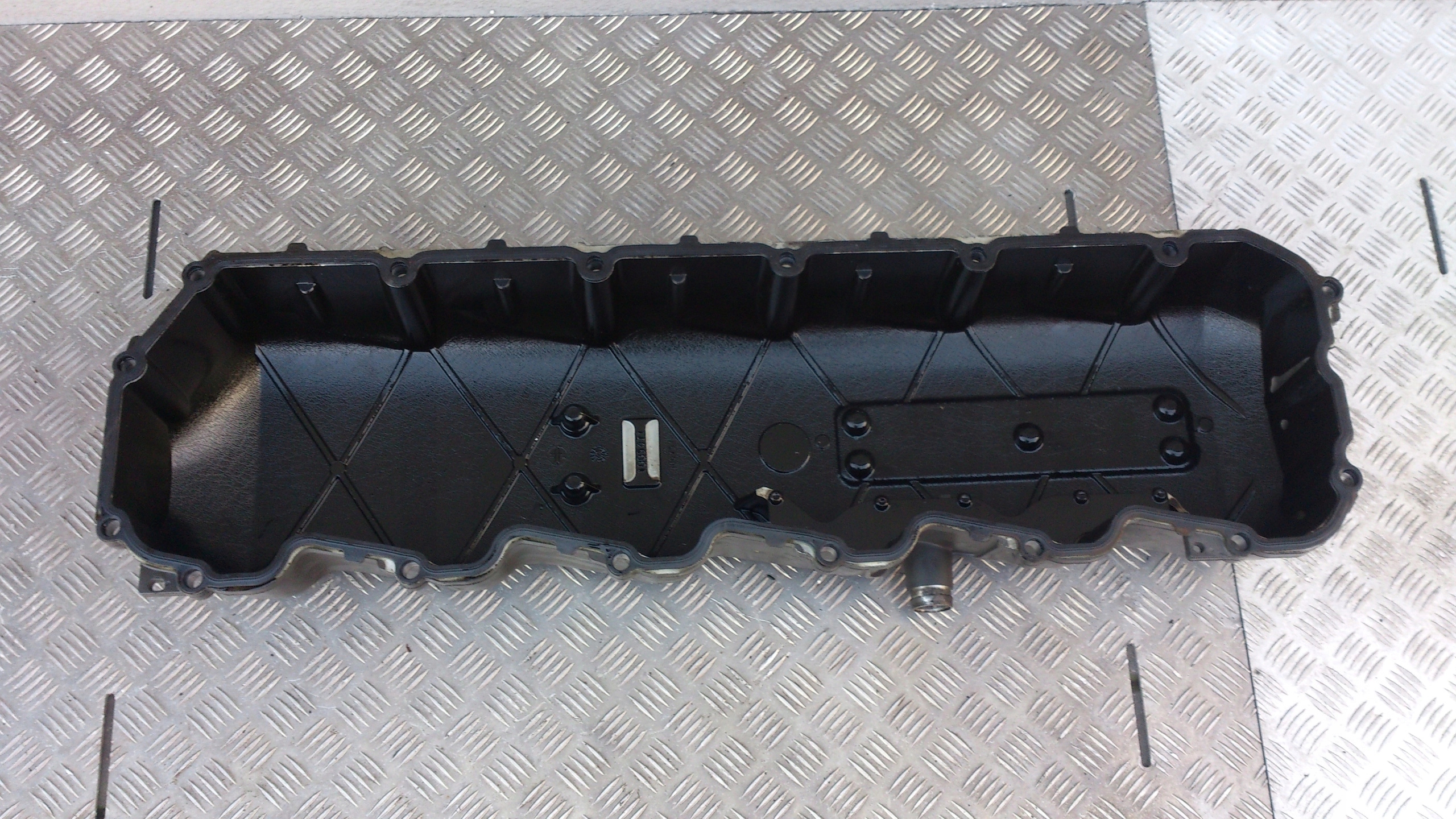 POKRYWA GŁOWICY ZAWORÓW DAF XF 106 - obrazek 2