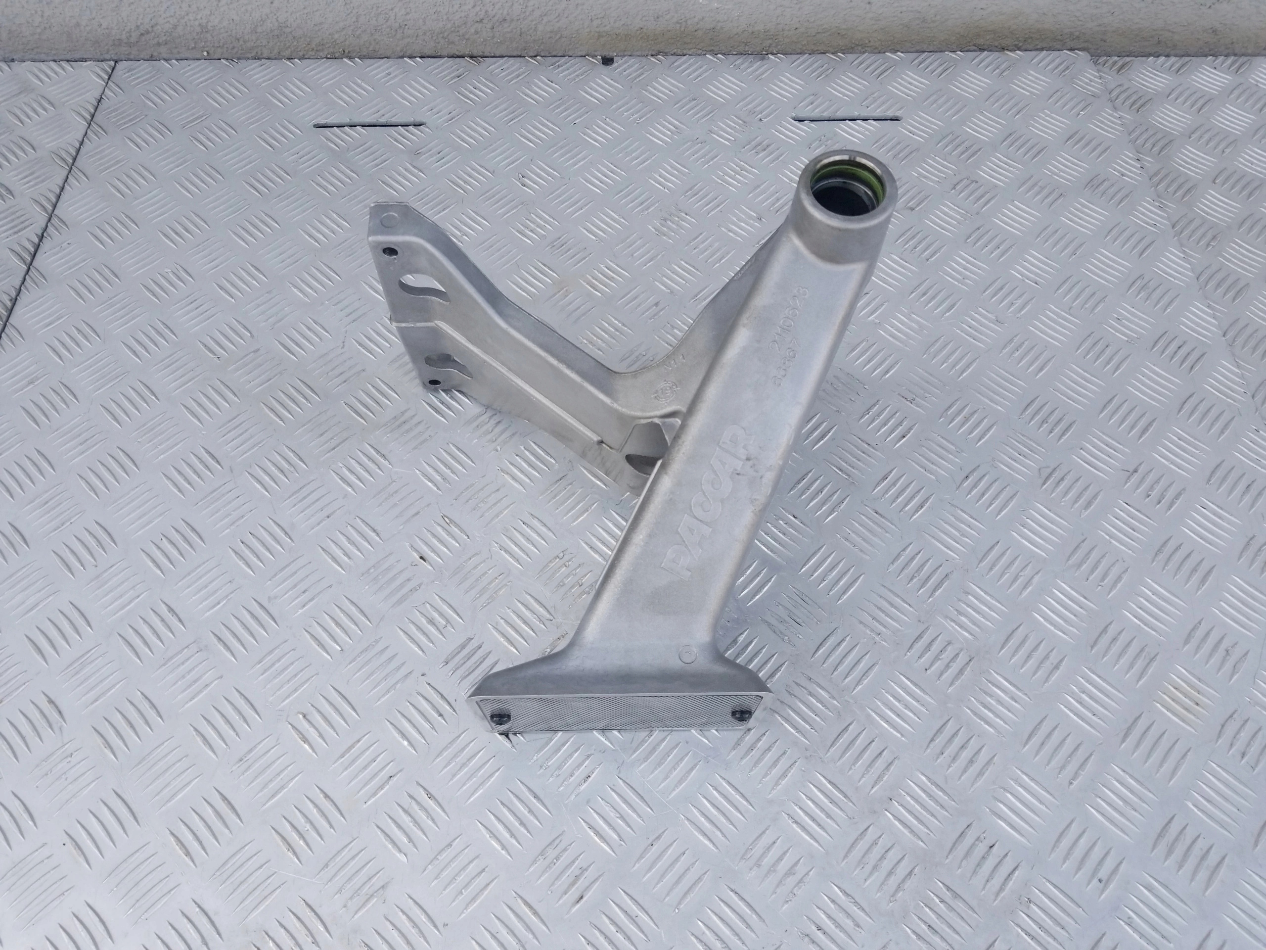 SMOK SSAK OLEJU DAF XF 106 - obrazek 5