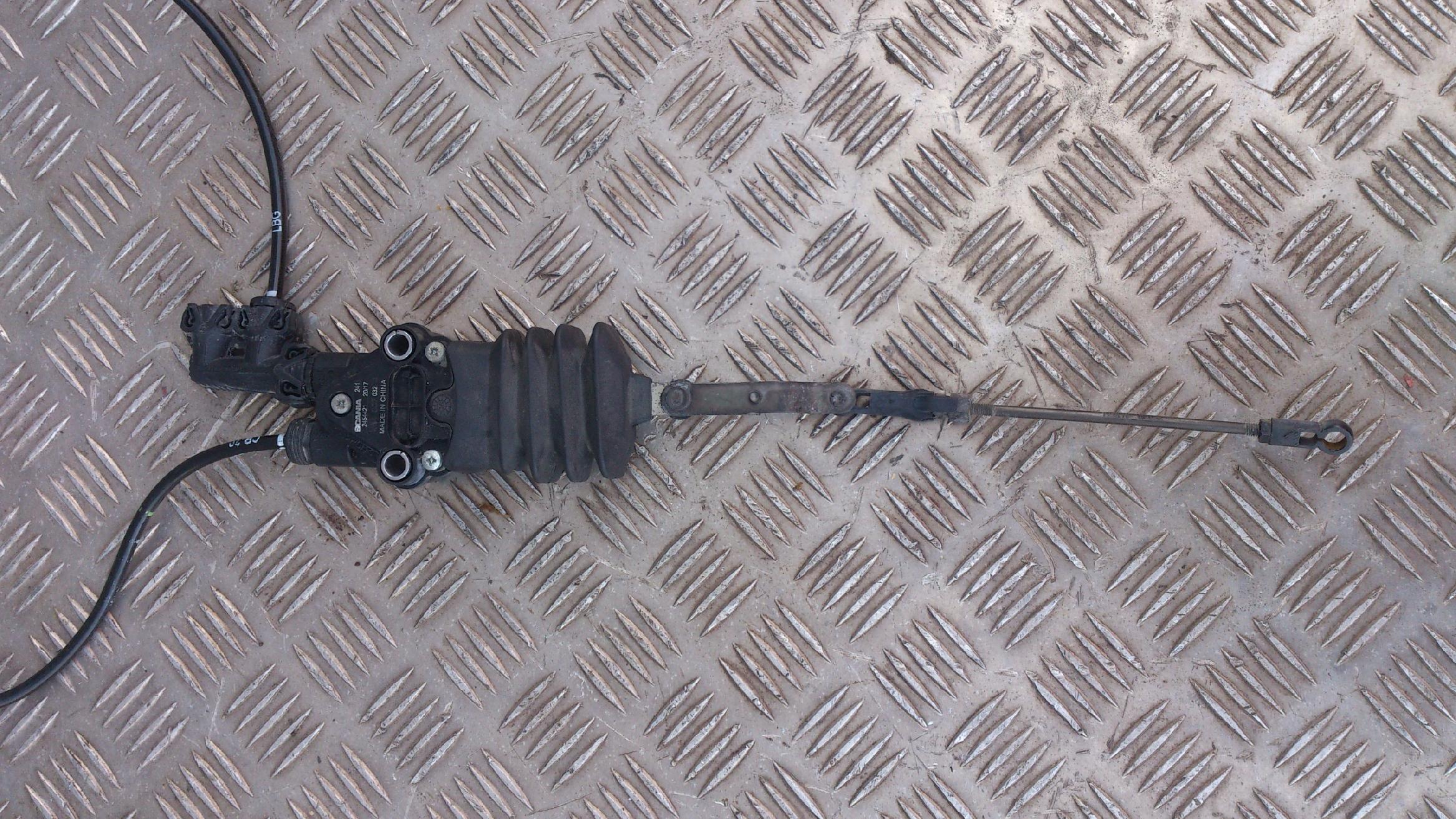 ZAWÓR POZIOMUJĄCY PODUSZKI SCANIA R S - obrazek 3