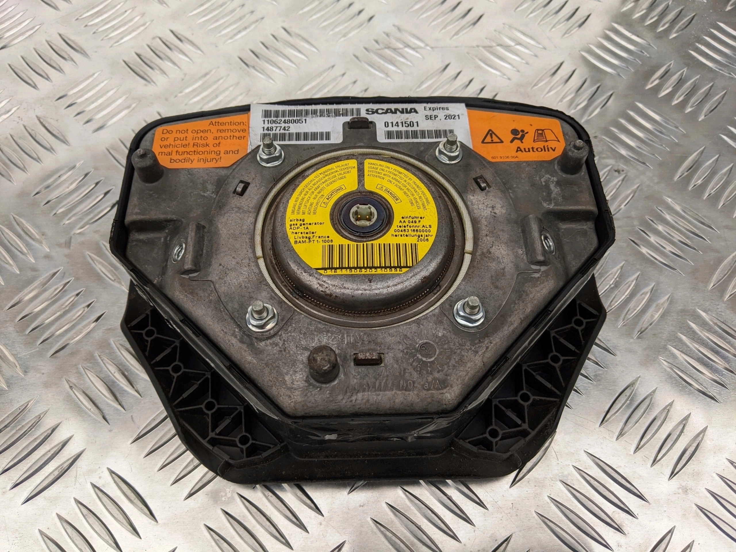 PODUSZKA AIRBAG KIEROWNICY SCANIA R - obrazek 4