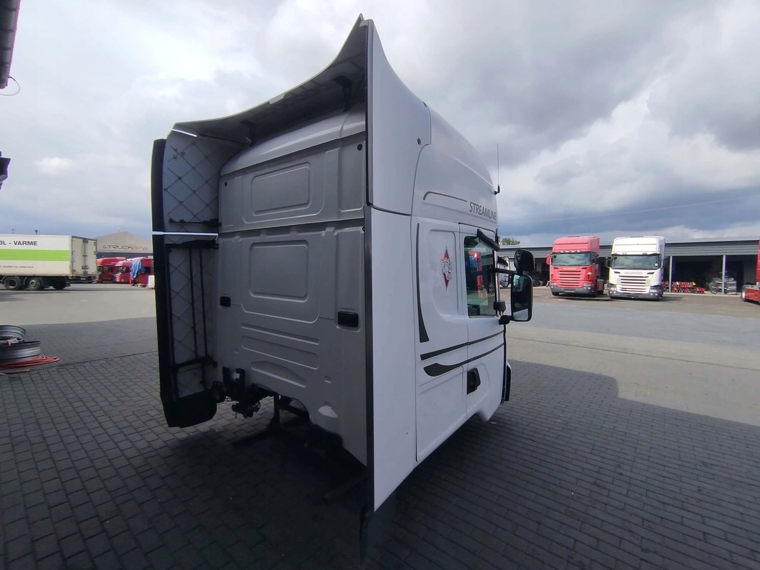 KABINA SCANIA TOPLINE HPI - obrazek 4