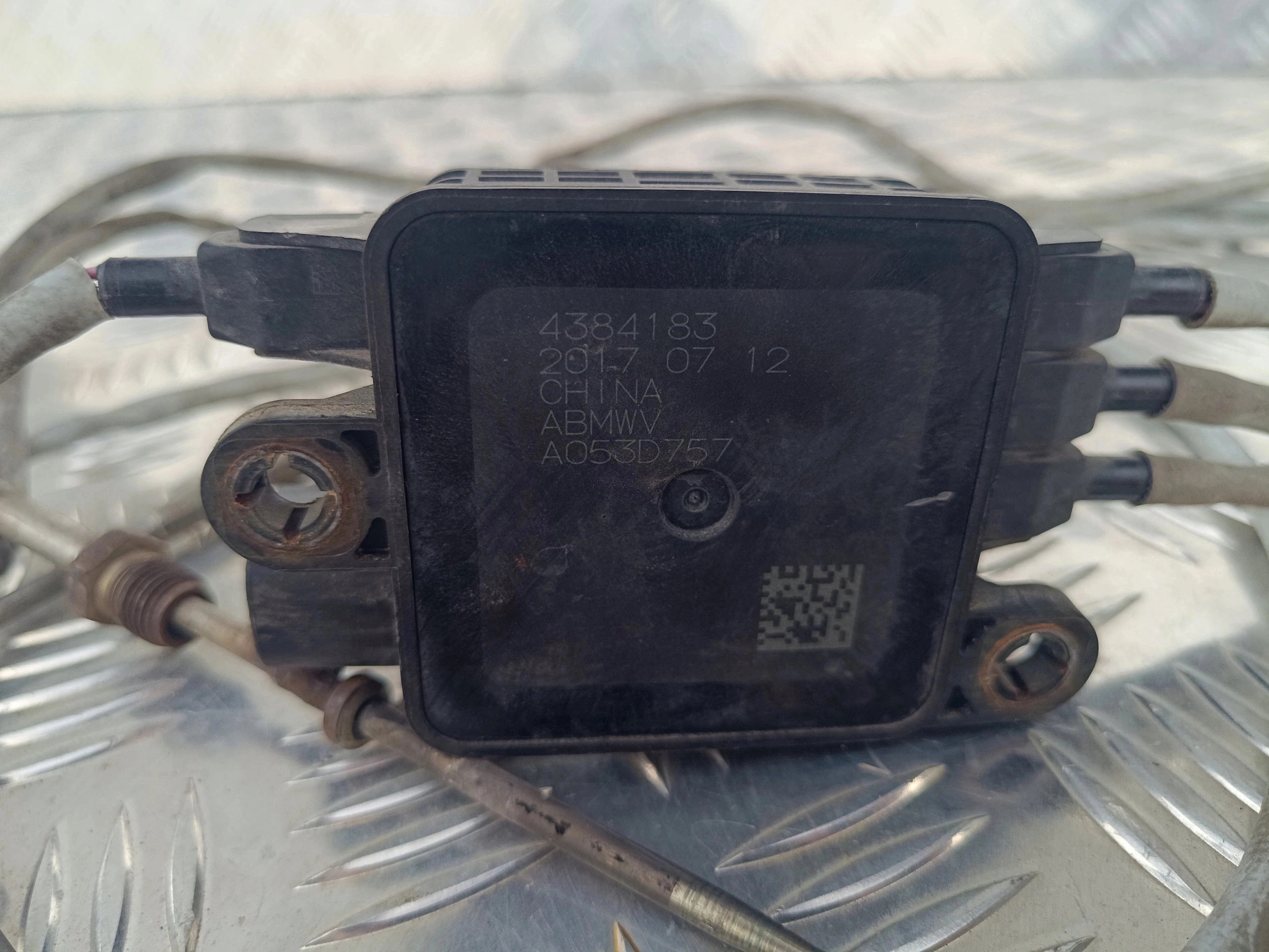 CZUJNIK TEMPERATURY SPALIN DAF XF 106 480 - obrazek 2