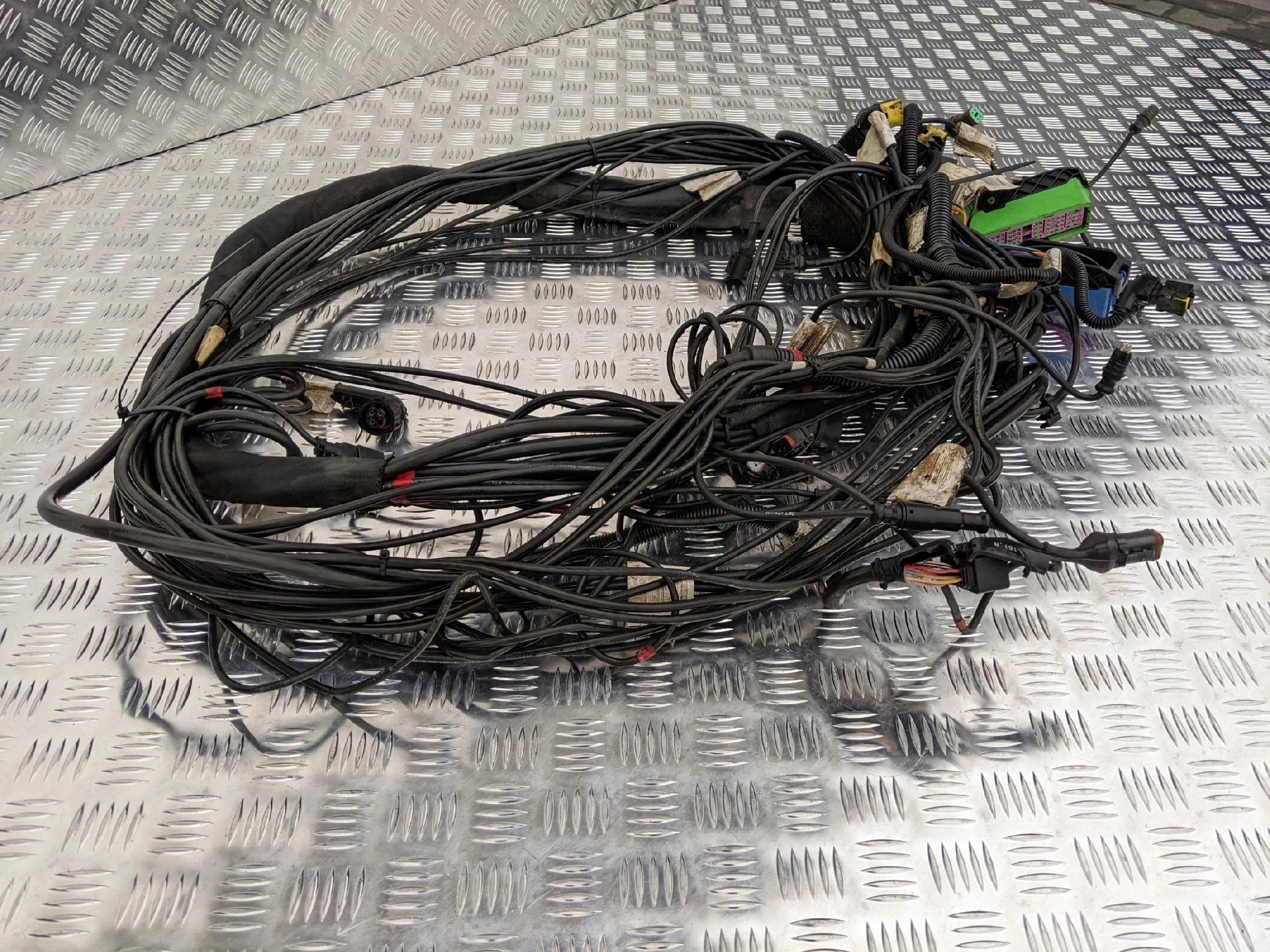 WIĄZKA ELEKTRYCZNA ŚWIATEŁ SCANIA NTG - obrazek 3