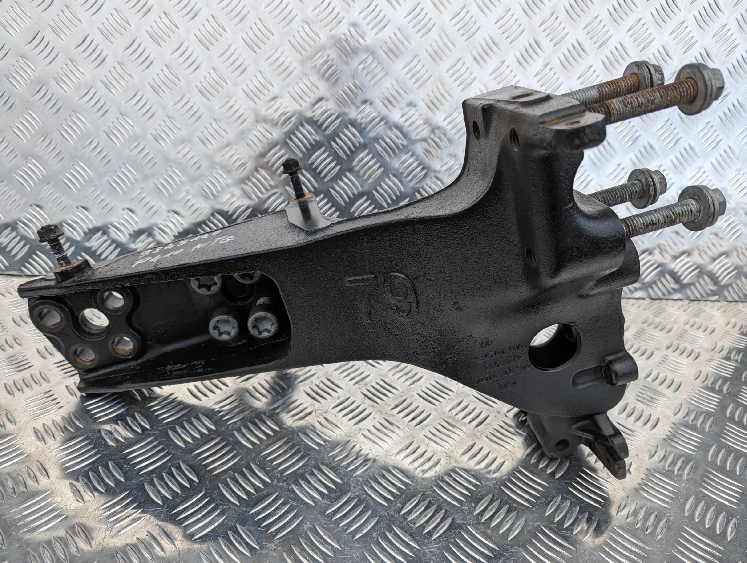 WSPORNIK BAZOWY SCANIA P NTG PRAWA STRONA - obrazek 2