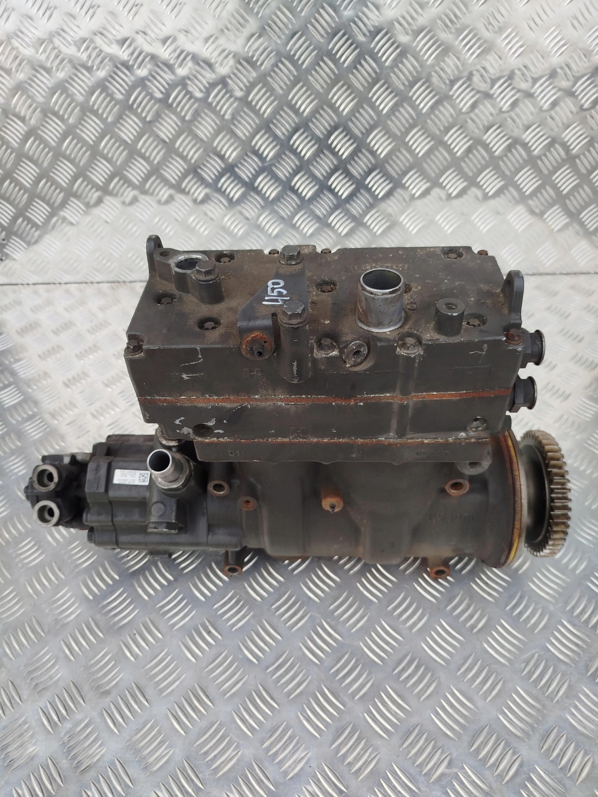 KOMPRESOR SPRĘŻARKA POWIETRZA DAF XF 106 LIFT 450