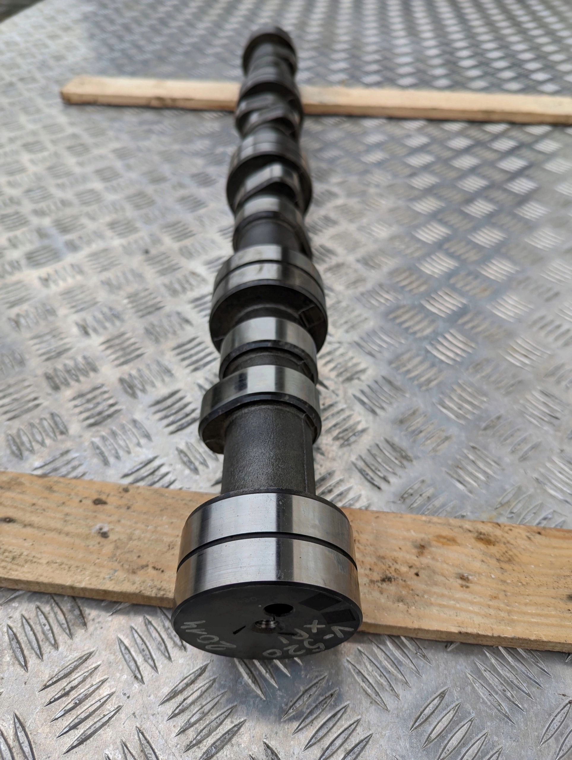 WAŁEK ROZRZĄDU SCANIA R520 XPI V8 EURO 6 PRAWY - obrazek 2