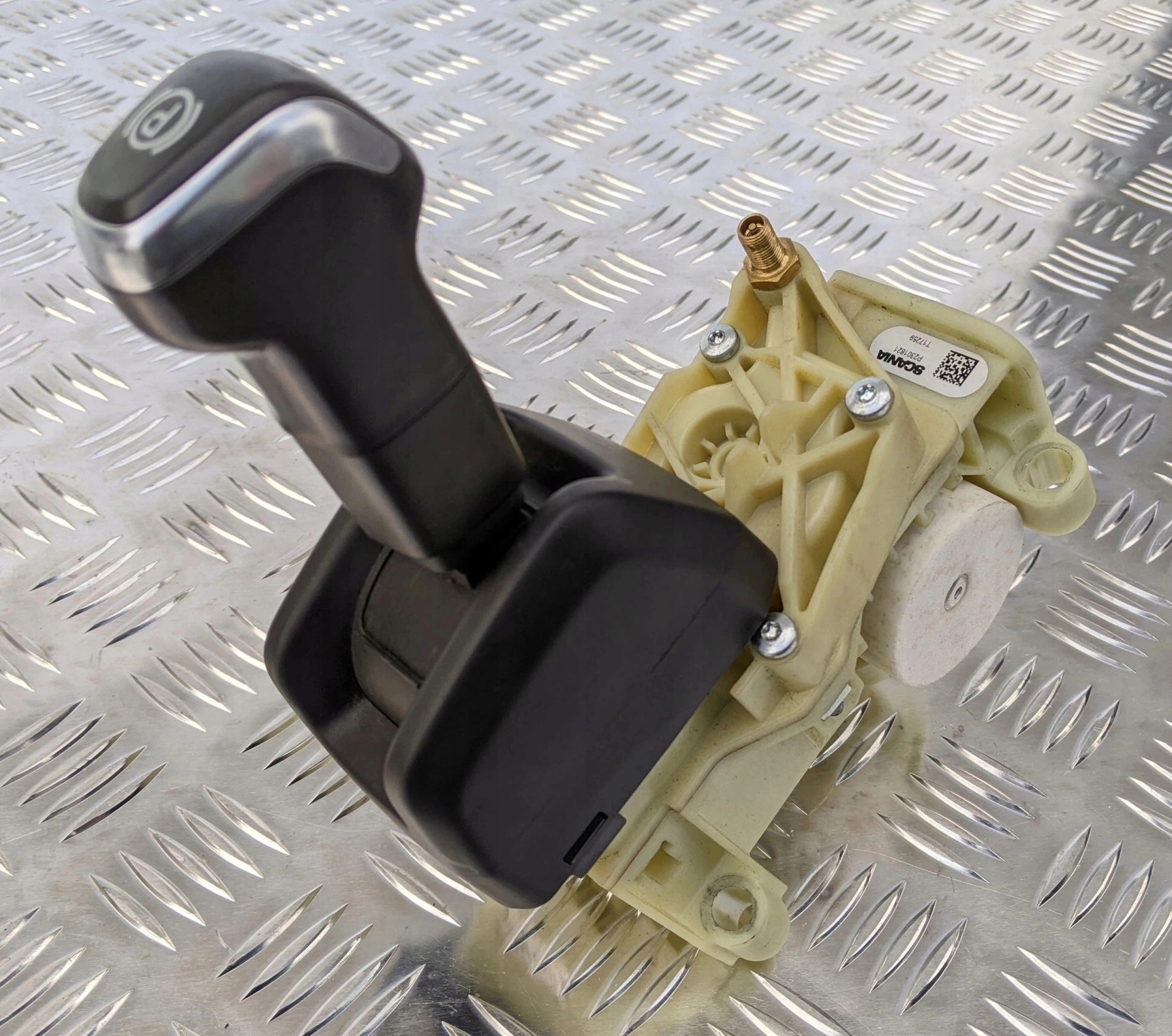 DZWIGNIA HAMULCA RĘCZNEGO SCANIA R S NTG - obrazek 2