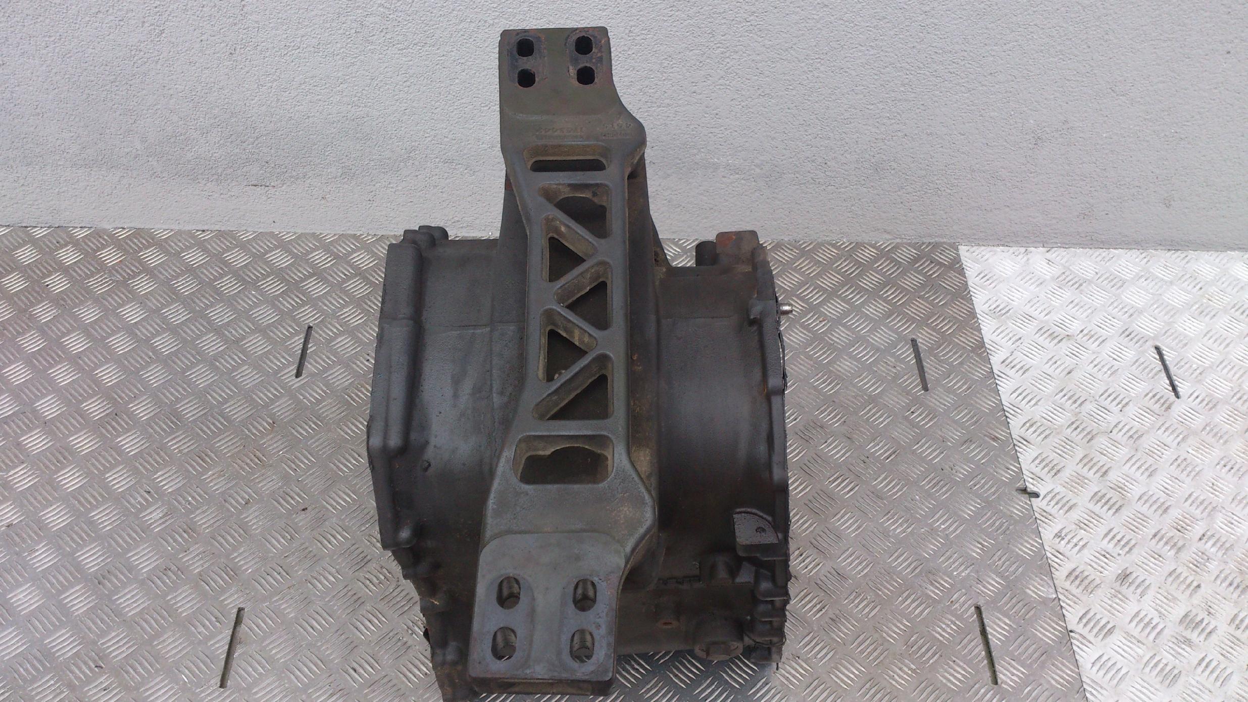 OBUDOWA SKRZYNI BIEGÓW ŚRODKOWA SCANIA R GR 905