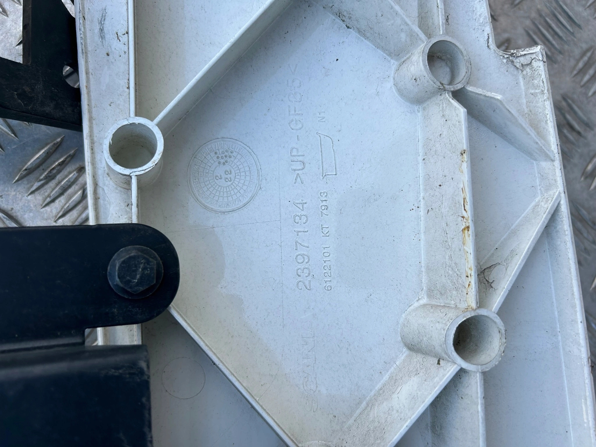 LOTKA OWIEWKI GÓRNEJ SCANIA NTG - obrazek 3